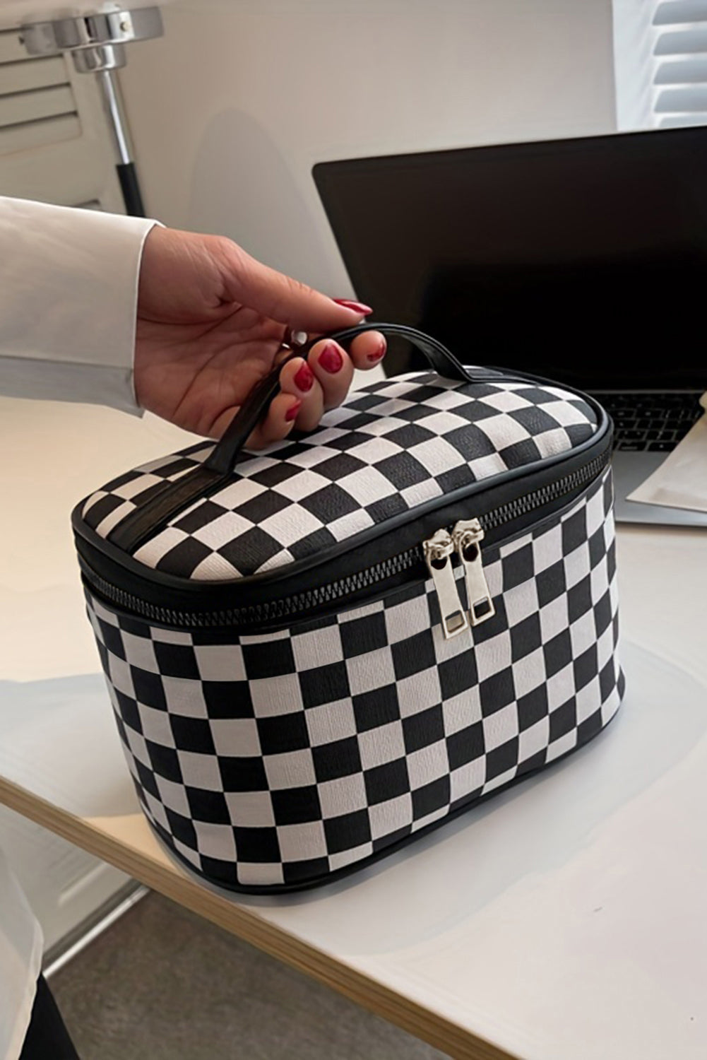 Black Checkered Zipper Large Cosmetic Bag with Handle - MAD RUFFI