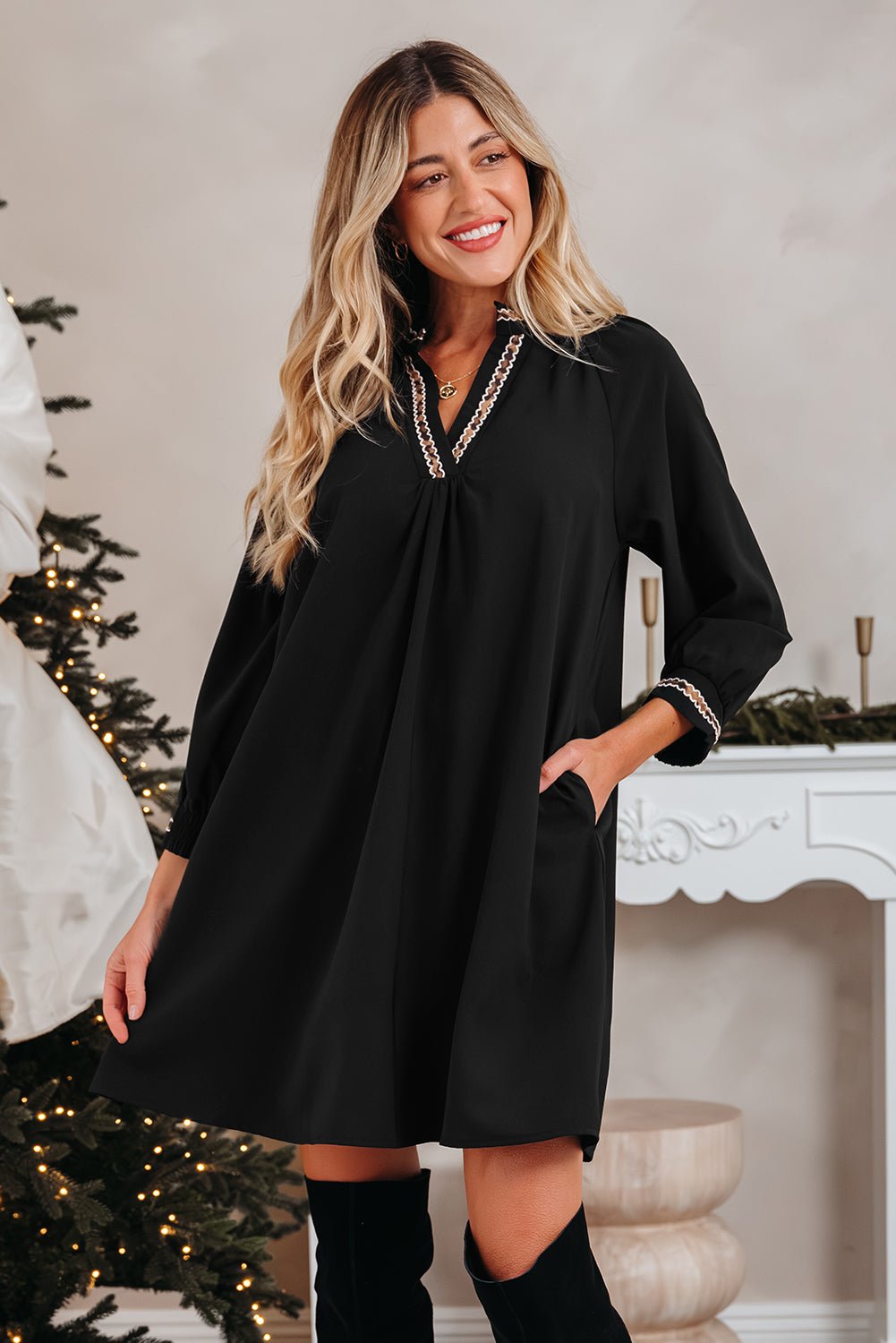 Black Contrast Trim V Neck Bracelet Sleeve Shift Mini Dress - MAD RUFFI