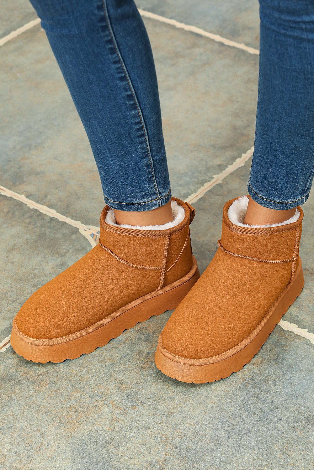 Black Faux Fur Lined Suede Ankle Snow Boots - MAD RUFFI