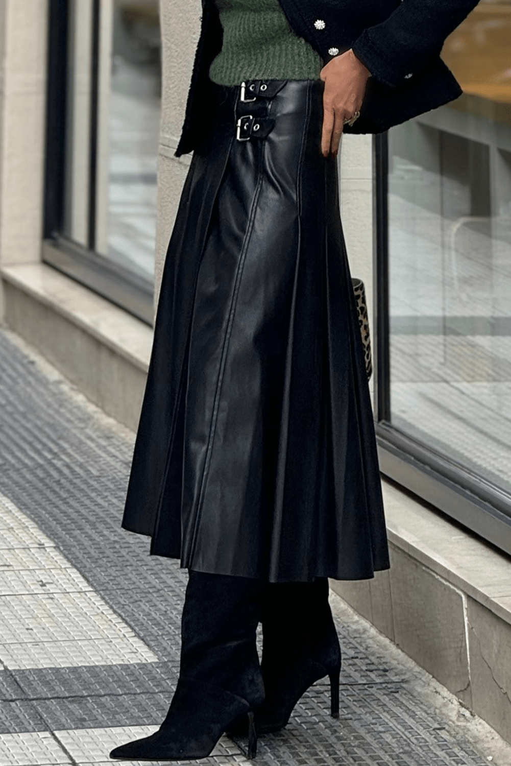 Black Faux Leather Retro Buckle Detail Pleated Stitch Flared Midi Skirt - MAD RUFFI