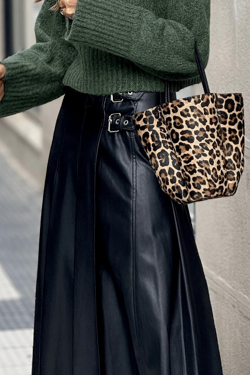 Black Faux Leather Retro Buckle Detail Pleated Stitch Flared Midi Skirt - MAD RUFFI