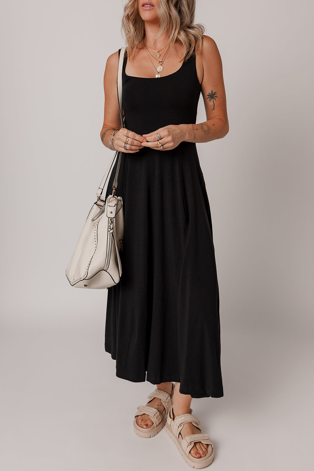 Black Sleeveless Scoop Neck Flared Split Midi Dress - MAD RUFFI