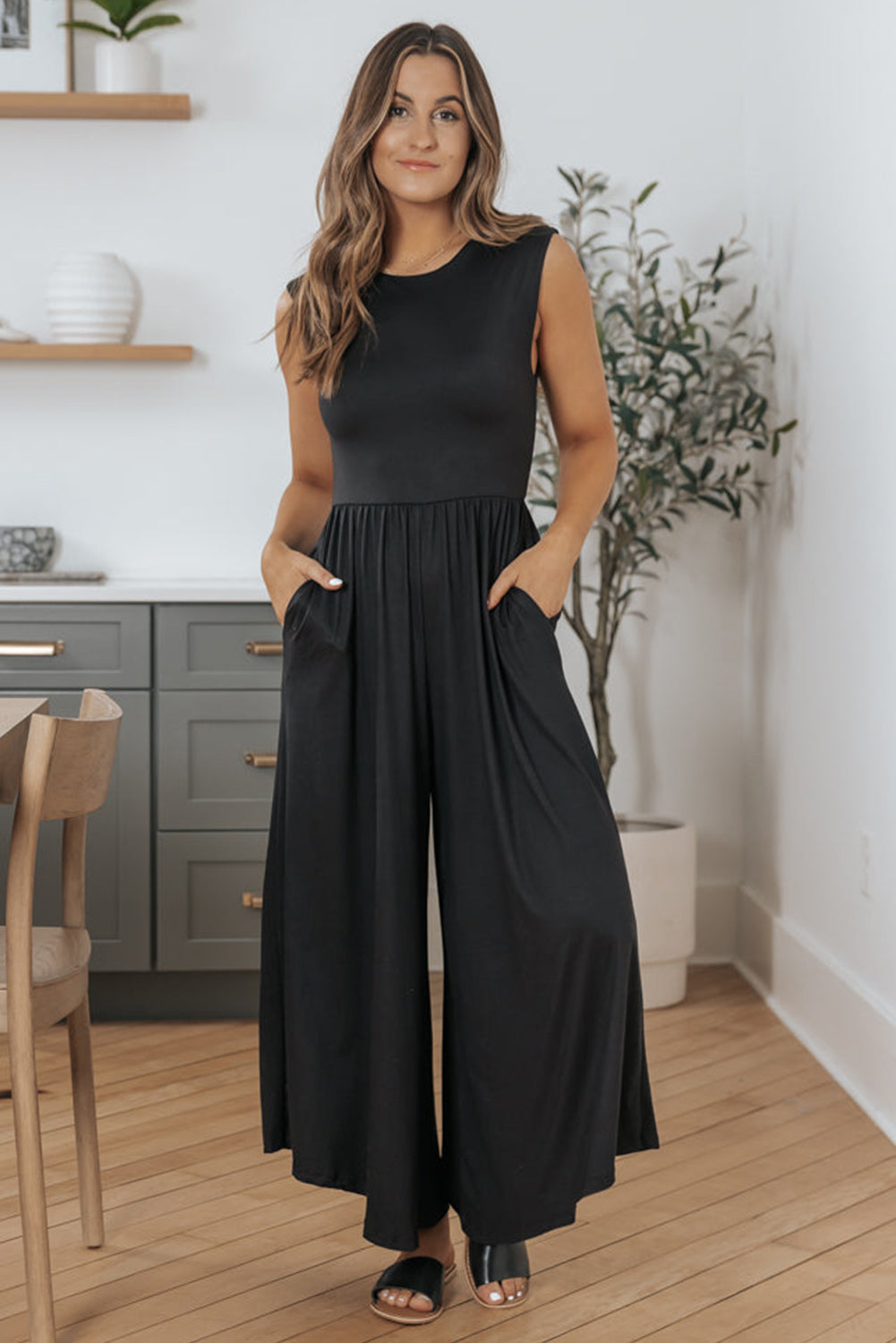 Black Solid Color Open Back Sleeveless Wide Leg Jumpsuit - MAD RUFFI