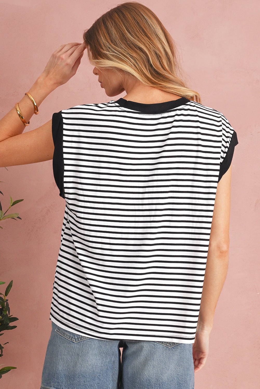 Black Stripe Chest Pocket Patch Round Neck Sleeveless Tee - MAD RUFFI