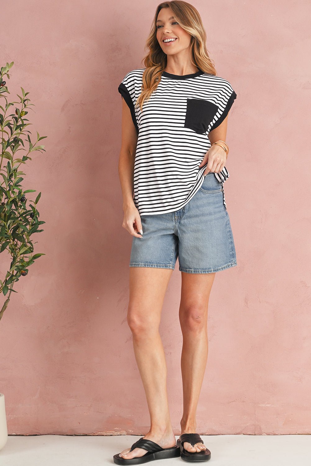 Black Stripe Chest Pocket Patch Round Neck Sleeveless Tee - MAD RUFFI