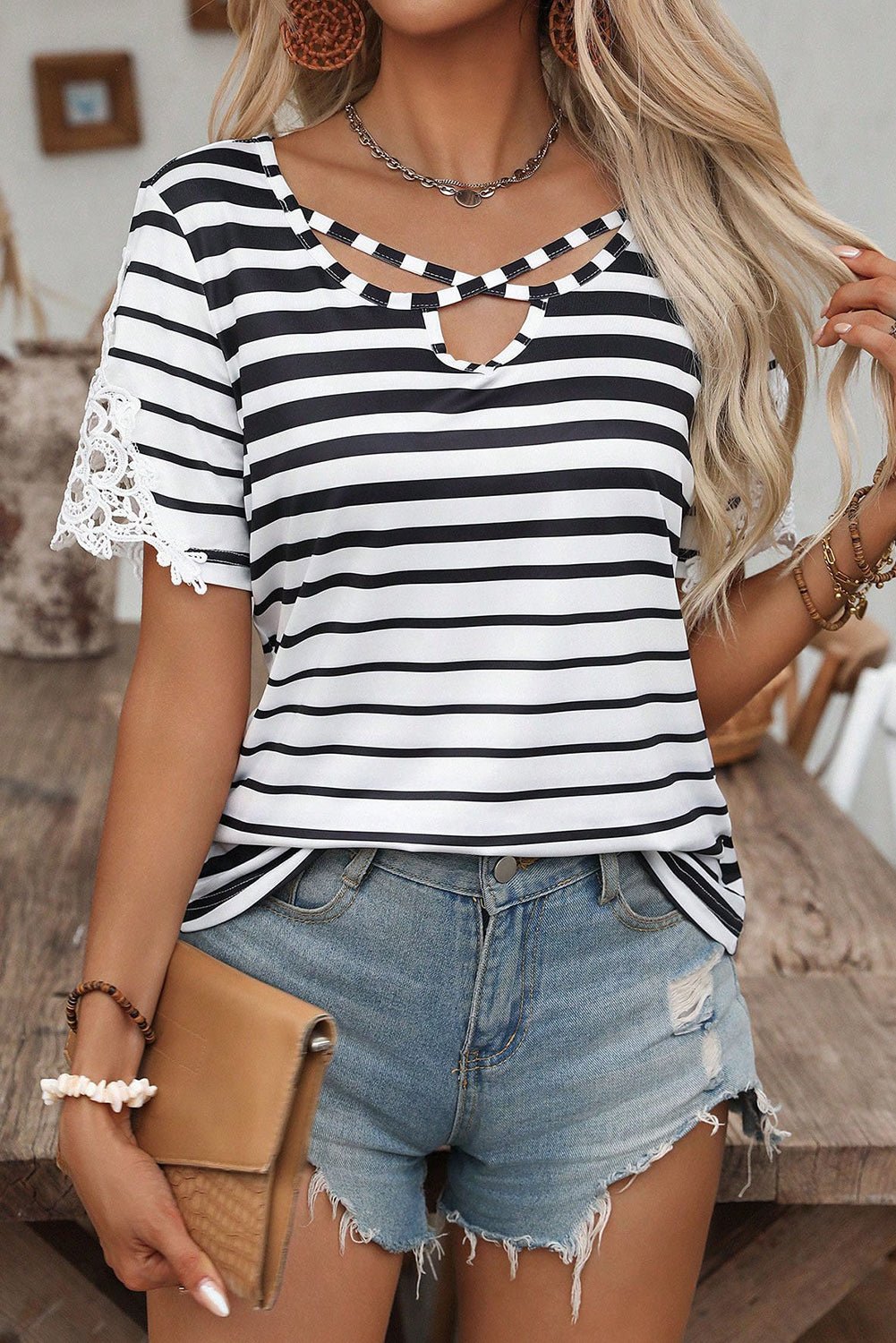 black stripe criss cross v neck lace patchwork sleeve t shirt - MAD RUFFI