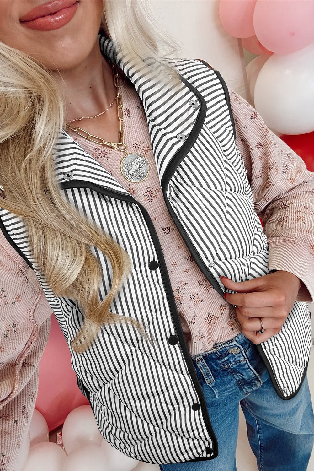 Black Striped Snap Button Scalloped Hem Winter Vest - MAD RUFFI