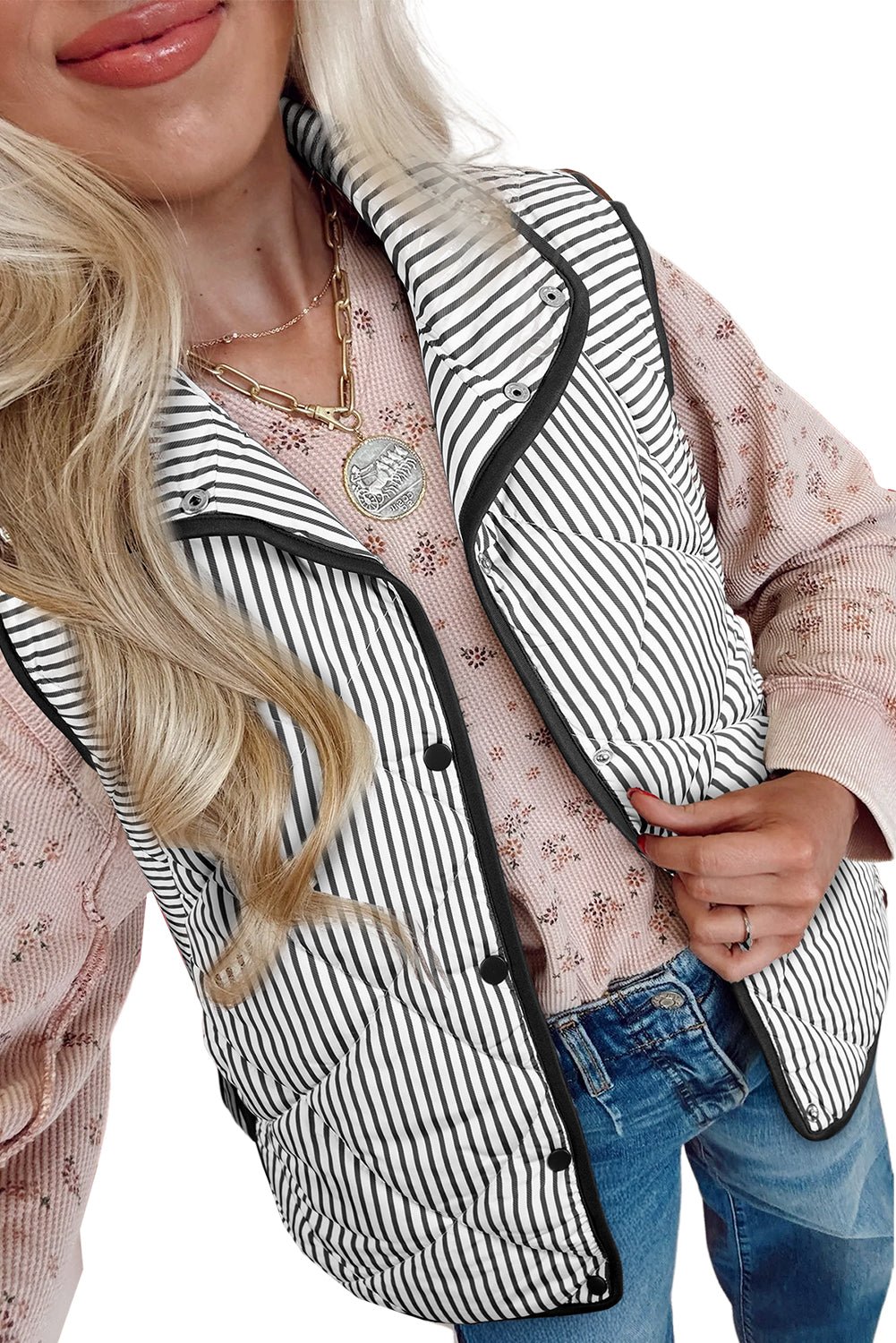 Black Striped Snap Button Scalloped Hem Winter Vest - MAD RUFFI