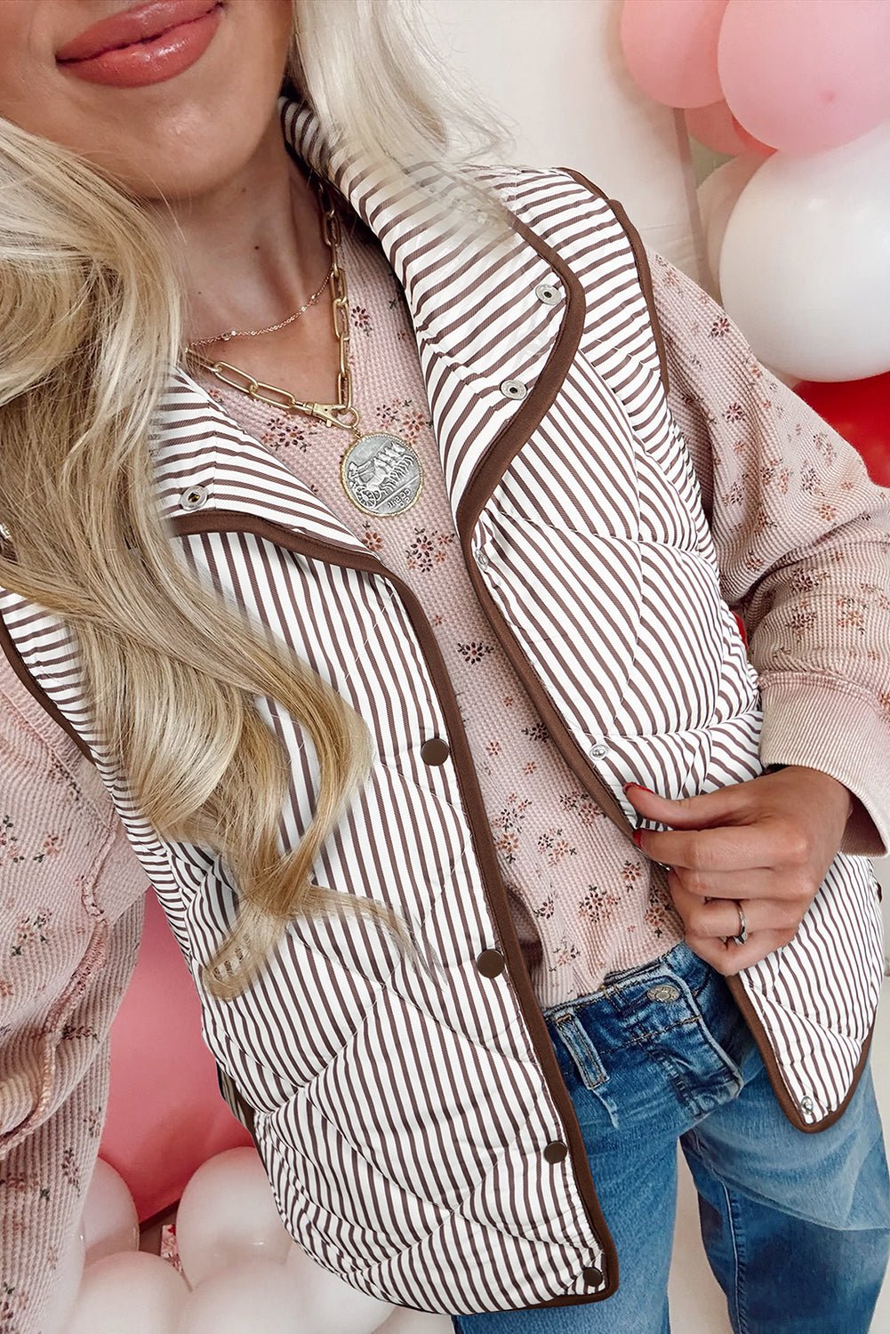 Black Striped Snap Button Scalloped Hem Winter Vest - MAD RUFFI