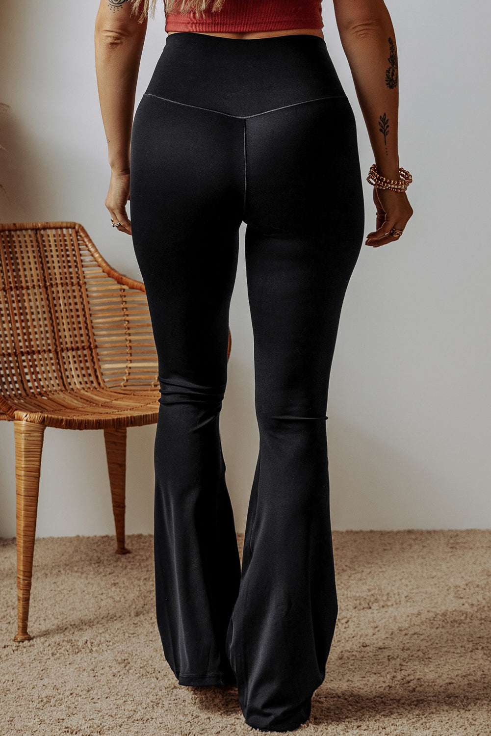 Black V Shape High Waist Flared Leggings - MAD RUFFI