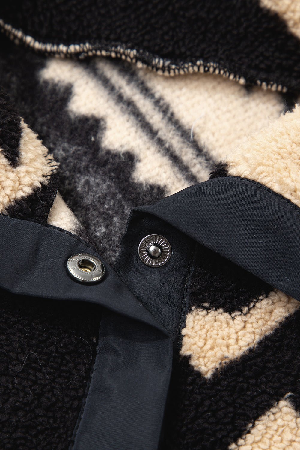 Black Vintage Geometric Half Zip Plush Sweatshirt - MAD RUFFI