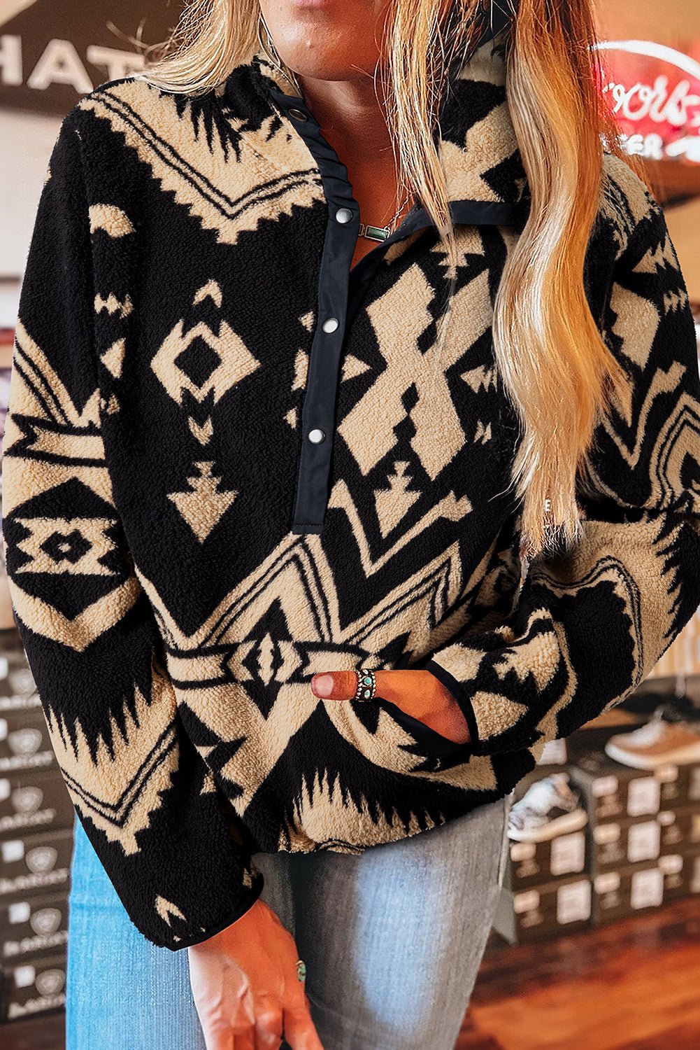 Black Vintage Geometric Half Zip Plush Sweatshirt - MAD RUFFI