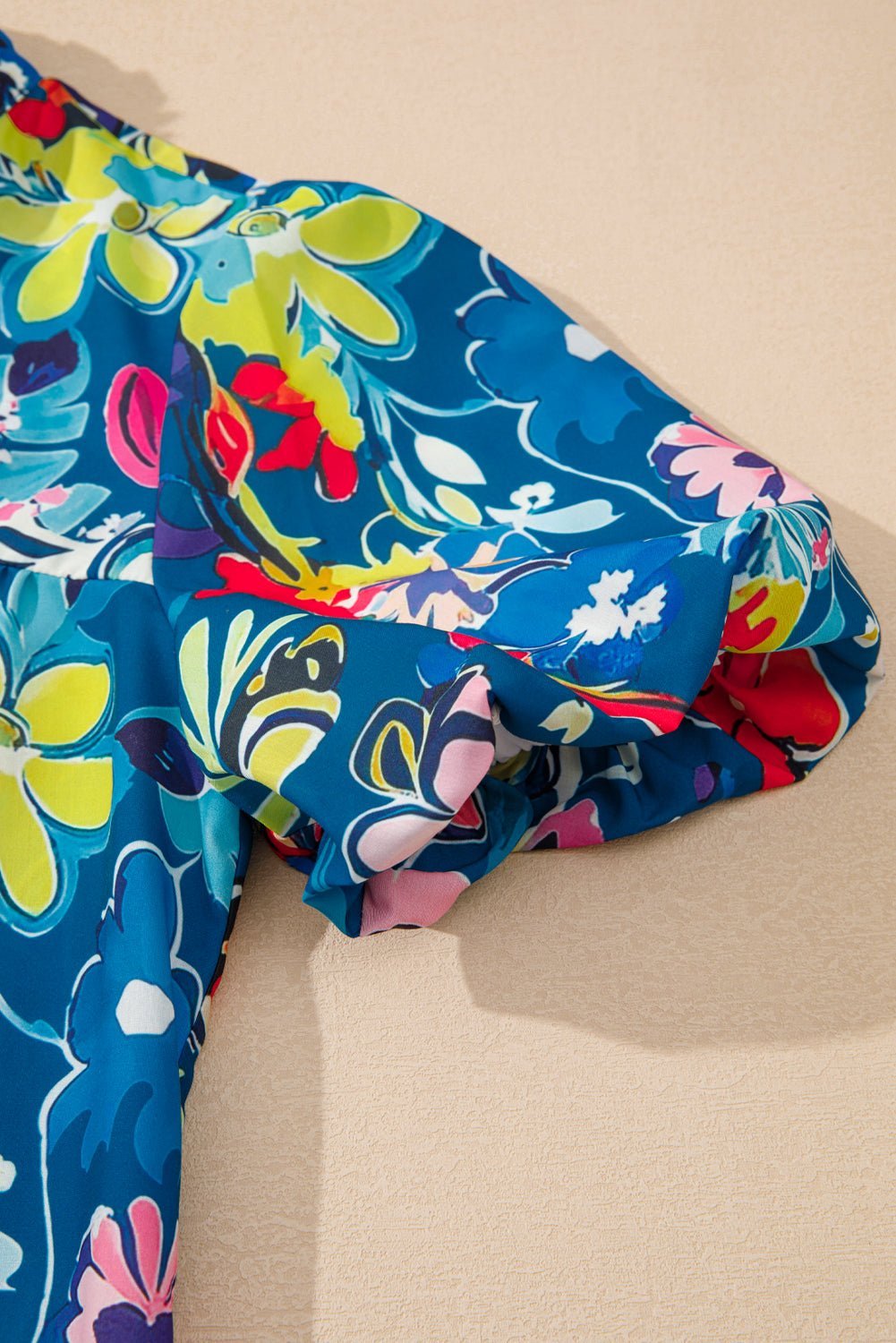 Blue Flower Print Notch V Neck Puff Sleeve Babydoll Blouse - MAD RUFFI