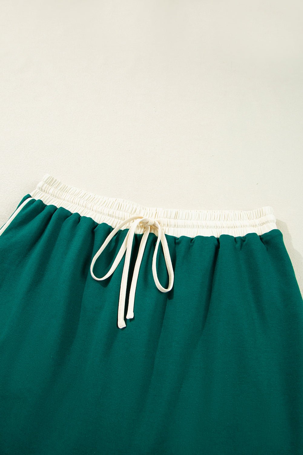 Bonbon Plus Size Contrast Trim T Shirt and Skort Two Piece Set - MAD RUFFI