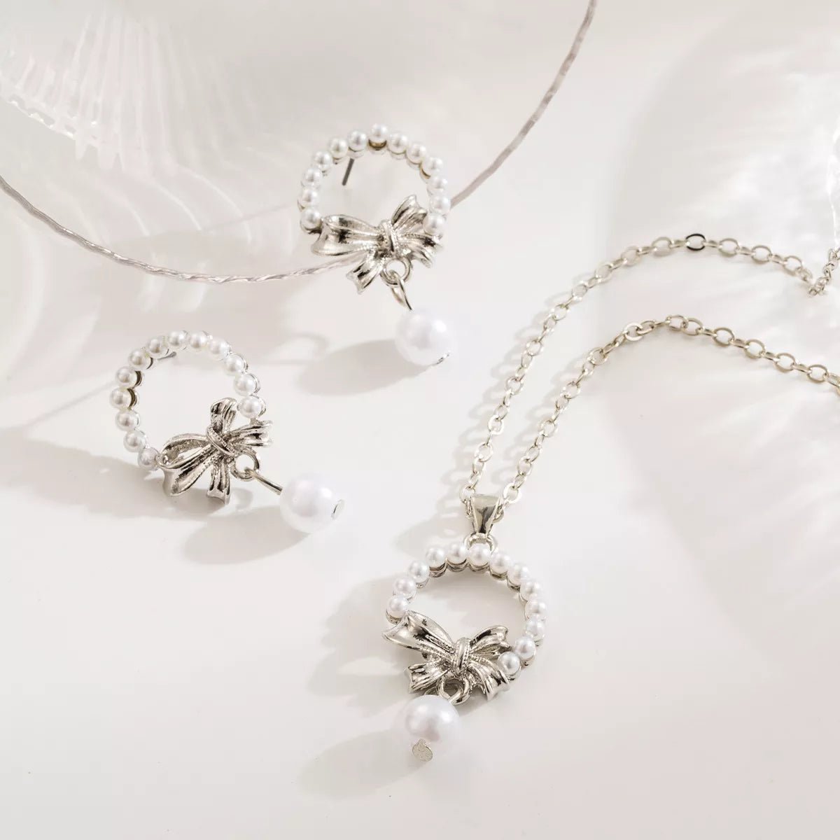 Bowknot Pearl Earrings and Pendant Necklace Jewelry Set - MAD RUFFI