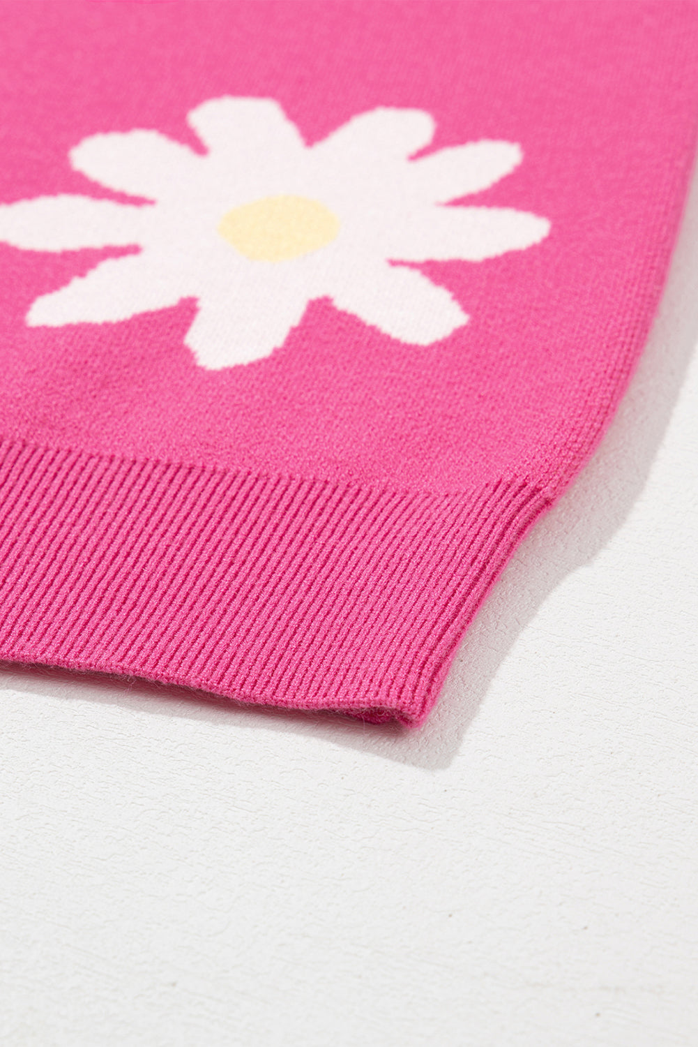 Bright Pink Daisy Ribbed Hem Sweater - MAD RUFFI