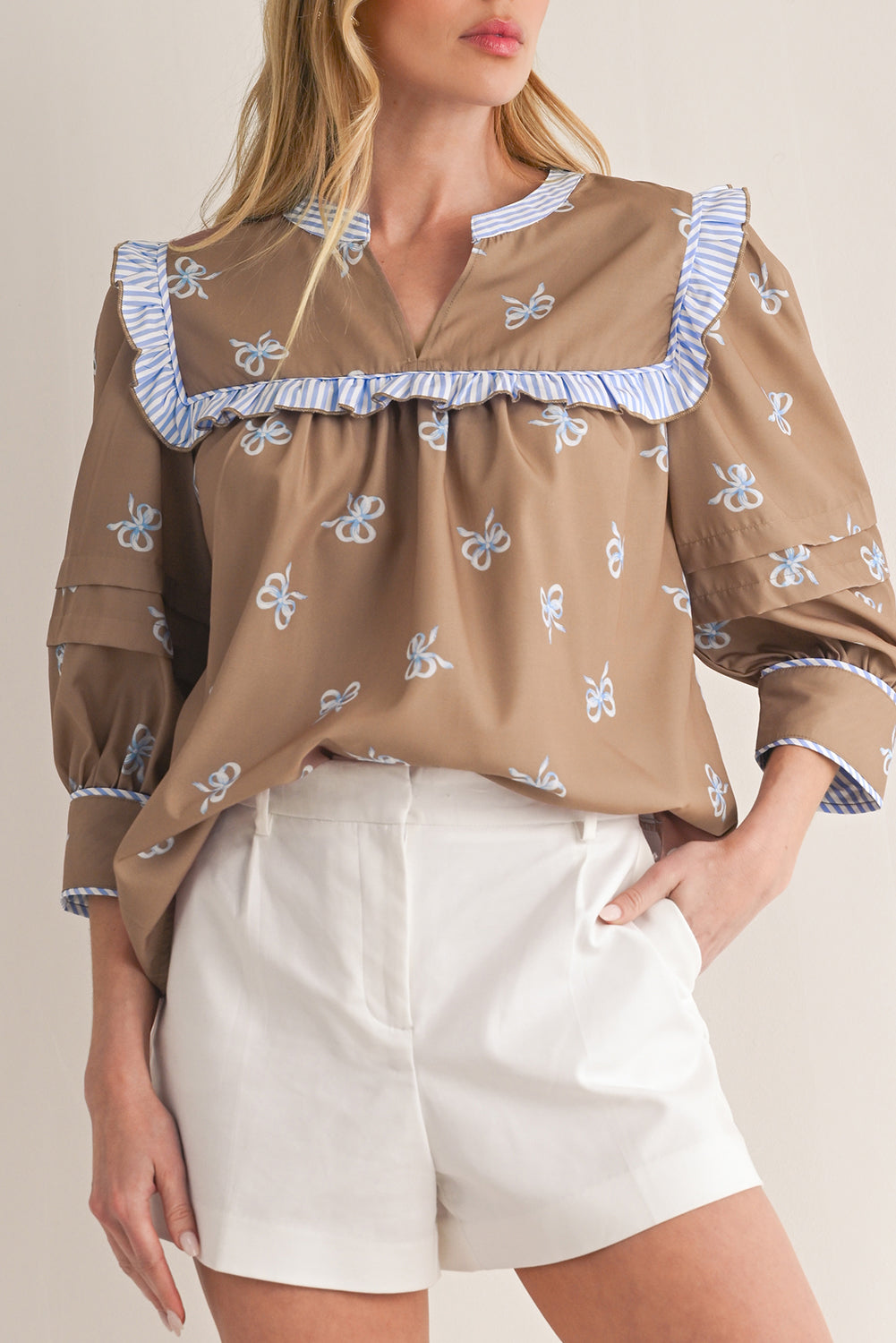 Brown Bow Print V Neck Puff Sleeve Blouse - MAD RUFFI