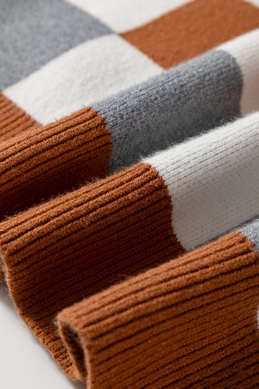 Brown Colorblock Checkered Drop Sleeve Plus Size Sweater - MAD RUFFI