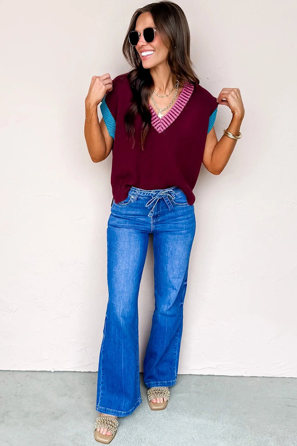 Burgundy Contrast Trim V Neck Cuffed Short Sleeve Loose Sweater - MAD RUFFI