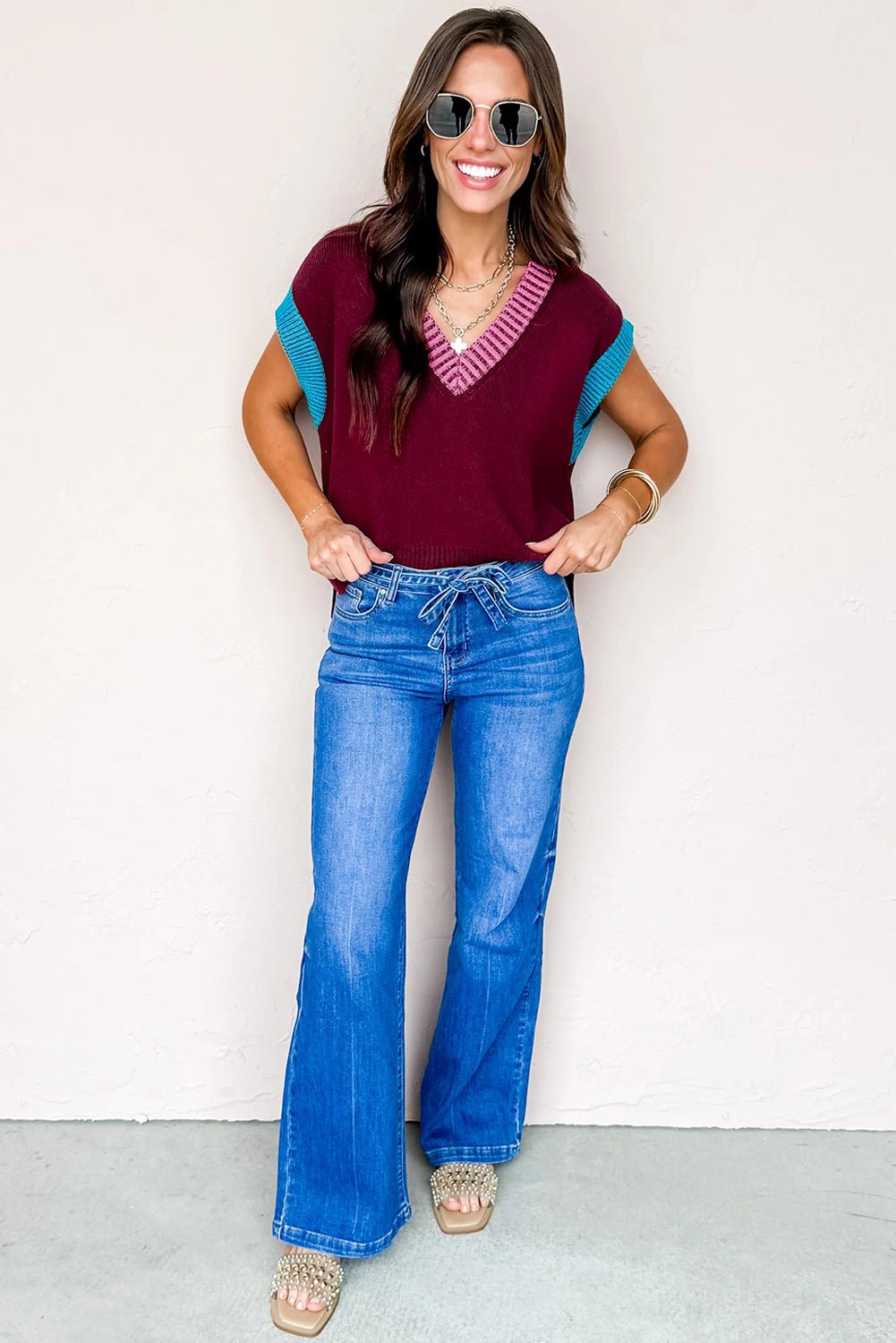 Burgundy Contrast Trim V Neck Cuffed Short Sleeve Loose Sweater - MAD RUFFI