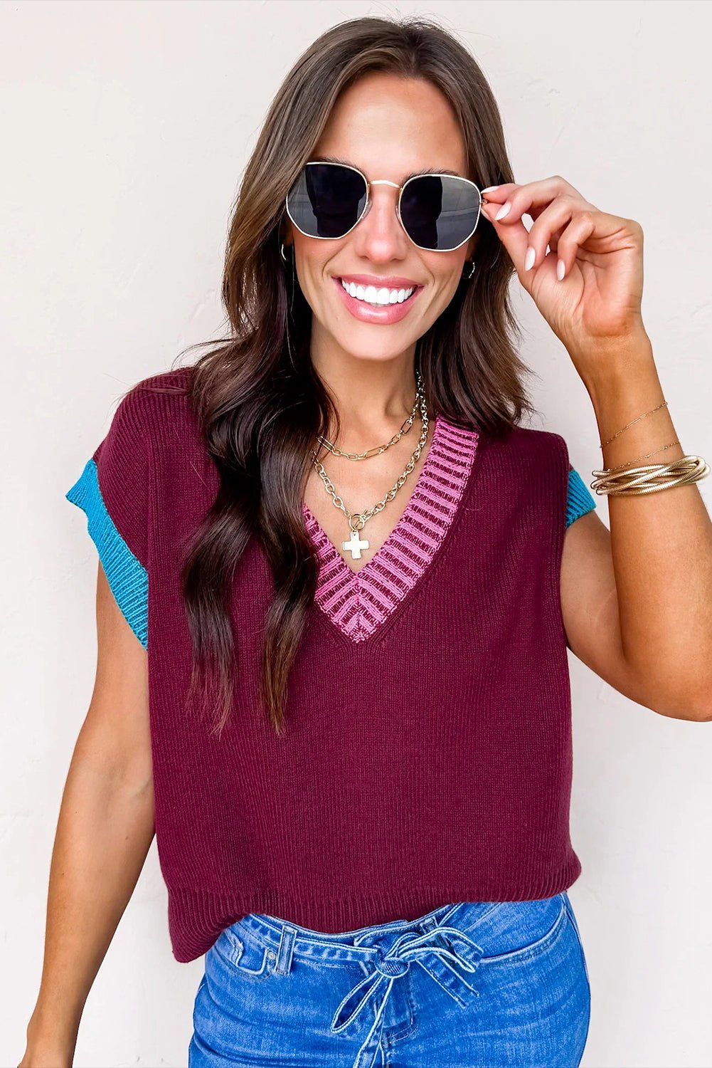 Burgundy Contrast Trim V Neck Cuffed Short Sleeve Loose Sweater - MAD RUFFI