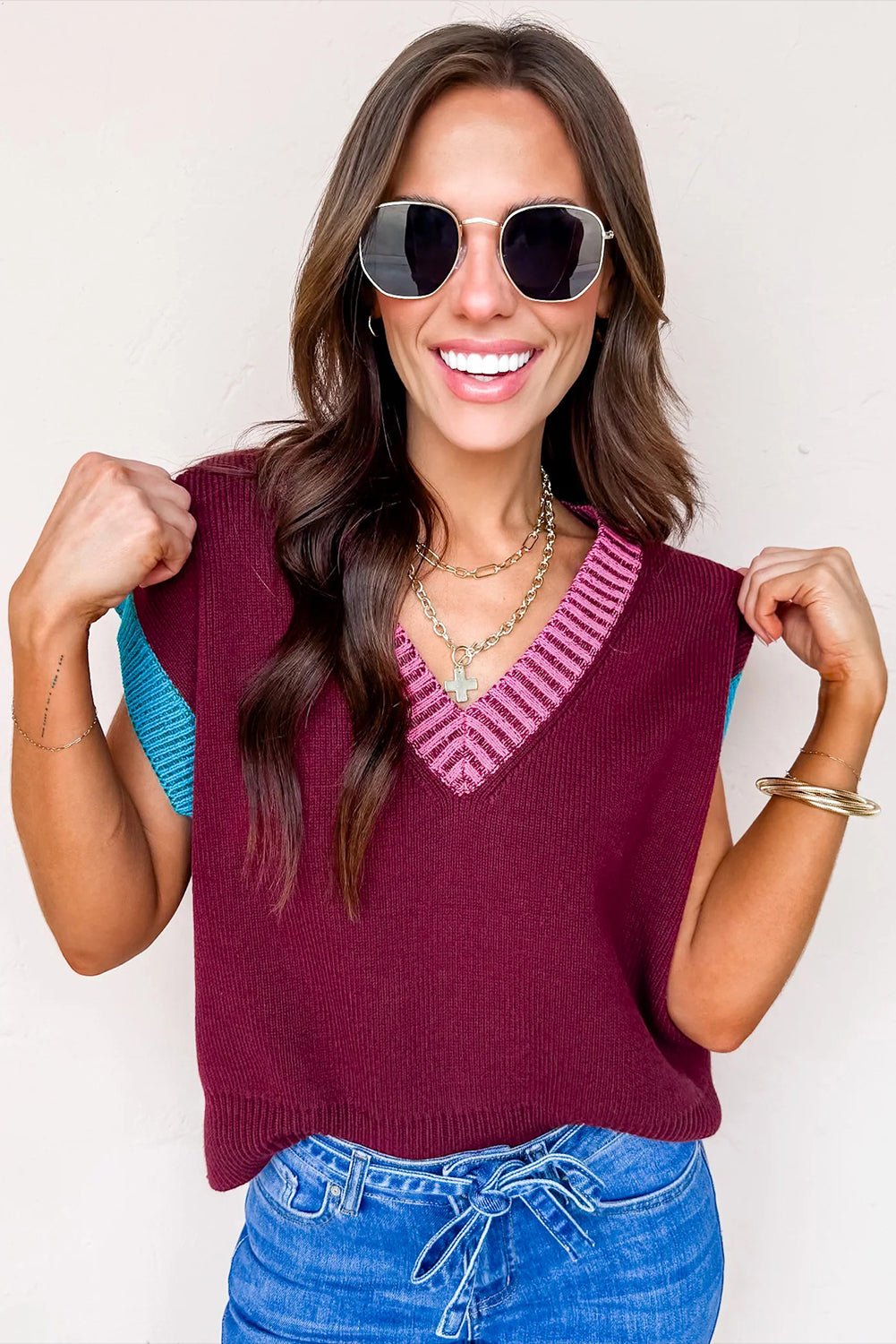Burgundy Contrast Trim V Neck Cuffed Short Sleeve Loose Sweater - MAD RUFFI