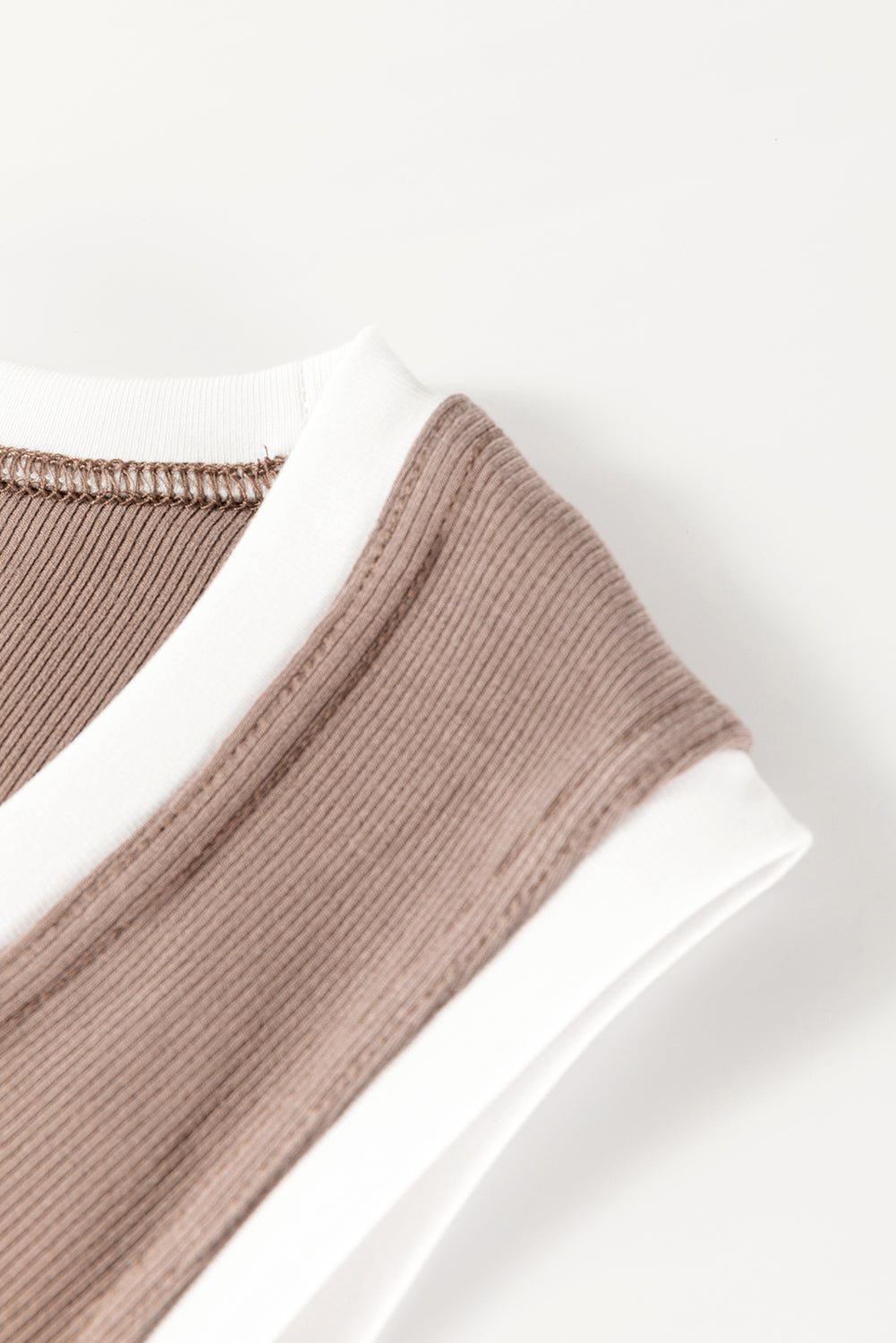 Carbon Grey Ribbed Knit Contrast Edge U Neck Slim Fit Tank Top - MAD RUFFI