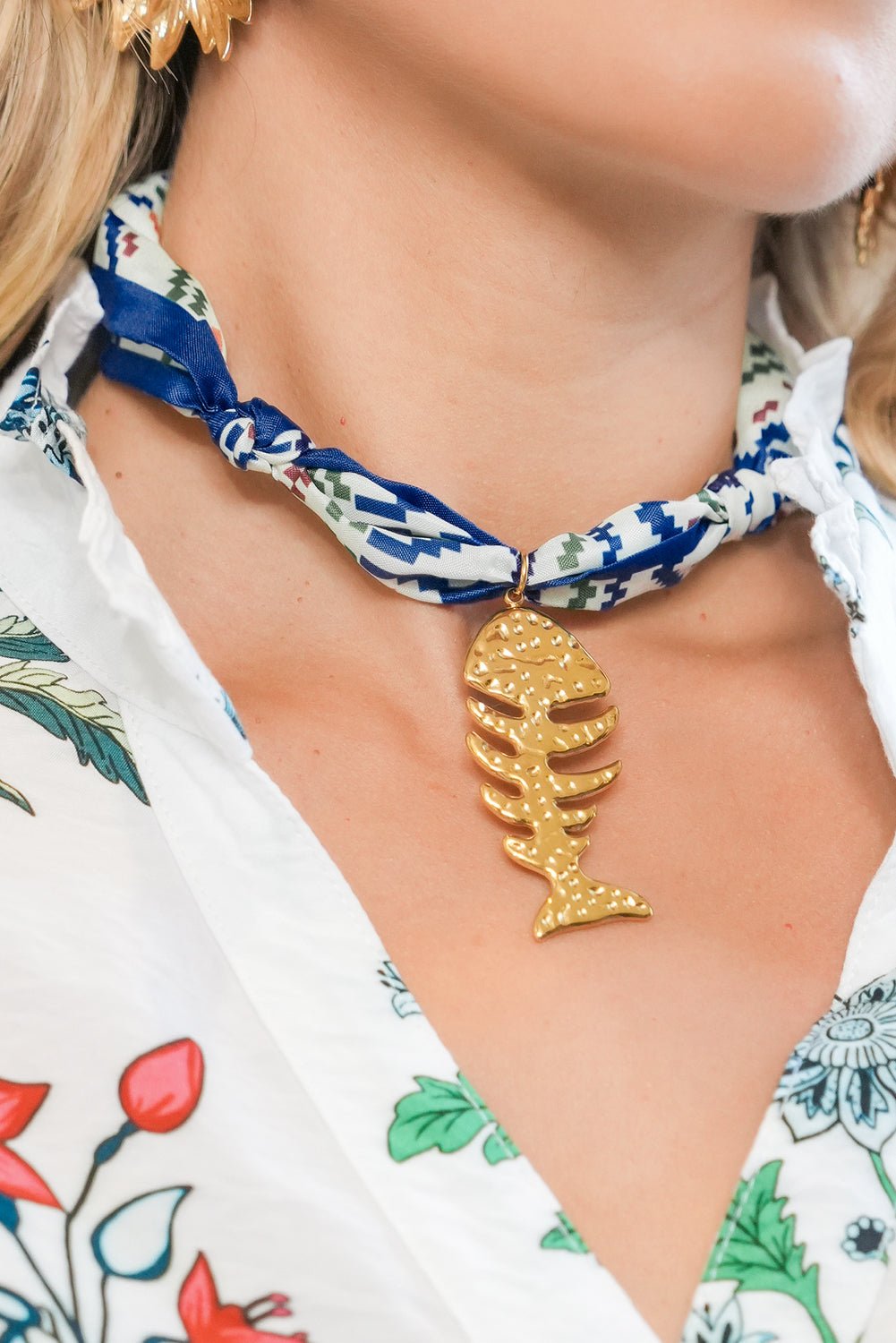 Carrot Vacation Starfish Pendant Floral Multifunction Scarf Necklace - MAD RUFFI