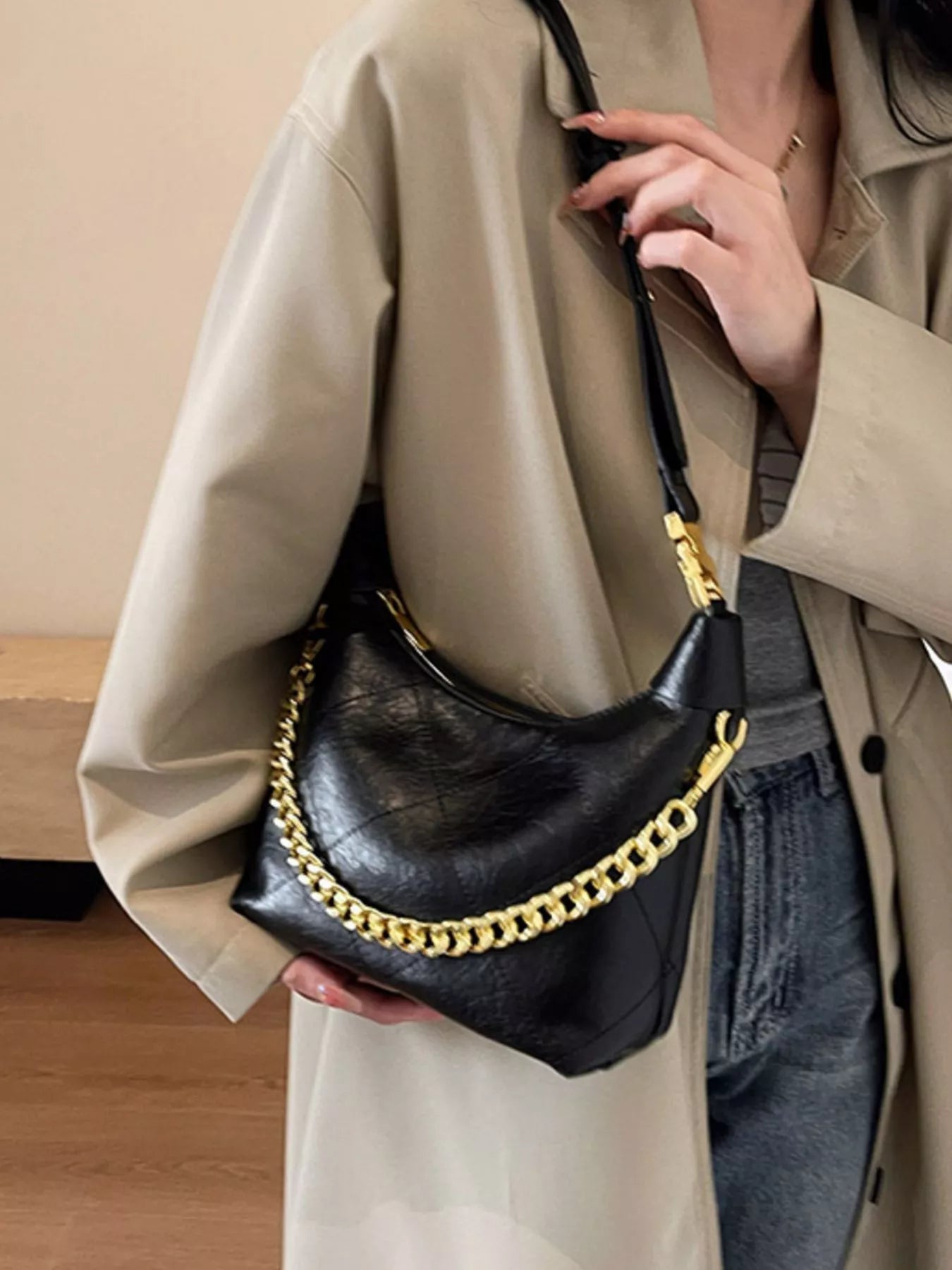 Chain Decor Leather Bag - MAD RUFFI