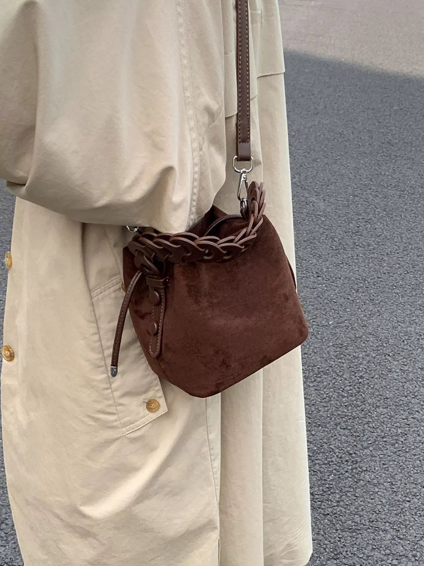 Chain Strap Crossbody Bag - MAD RUFFI