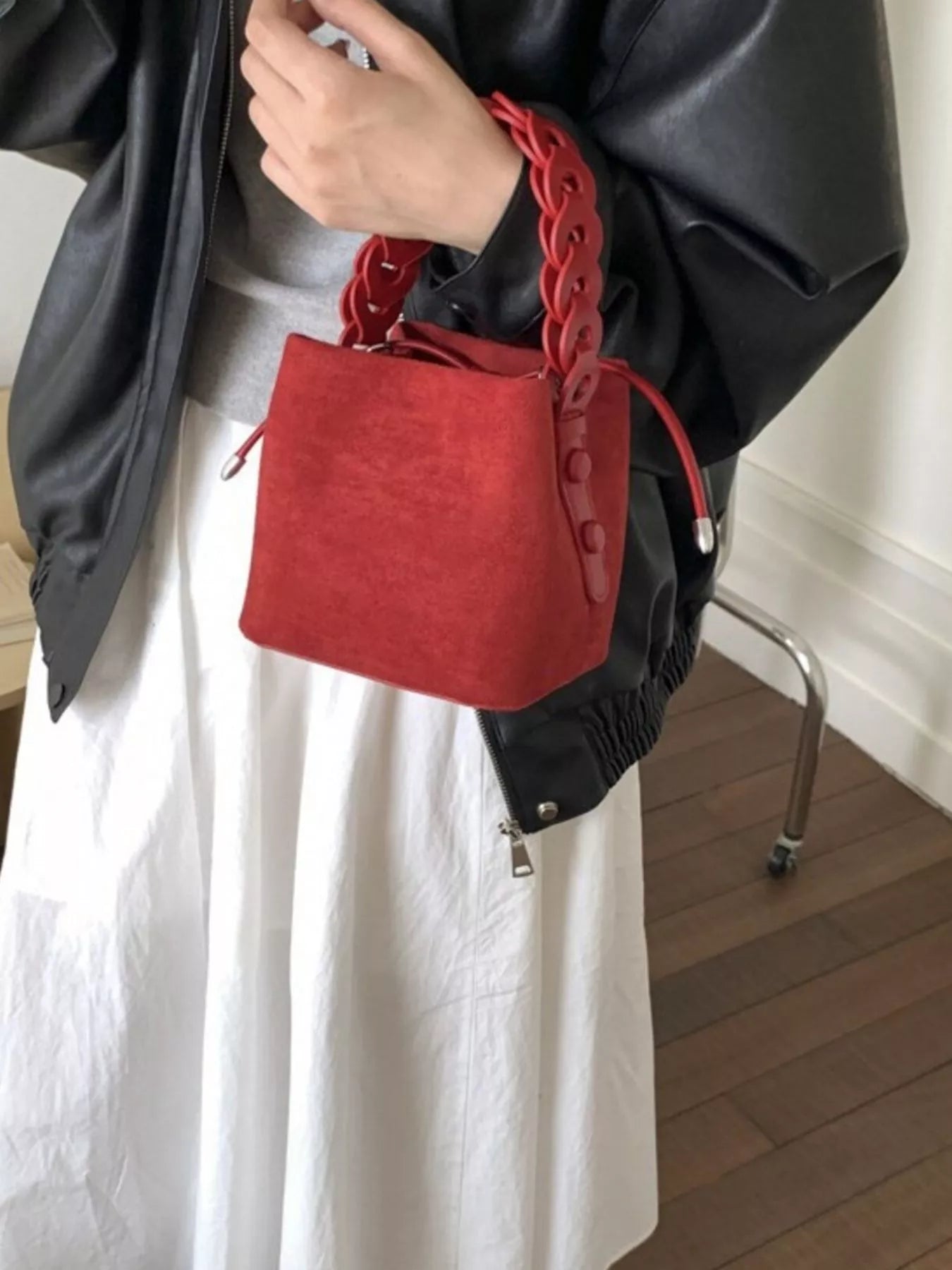 Chain Strap Crossbody Bag - MAD RUFFI