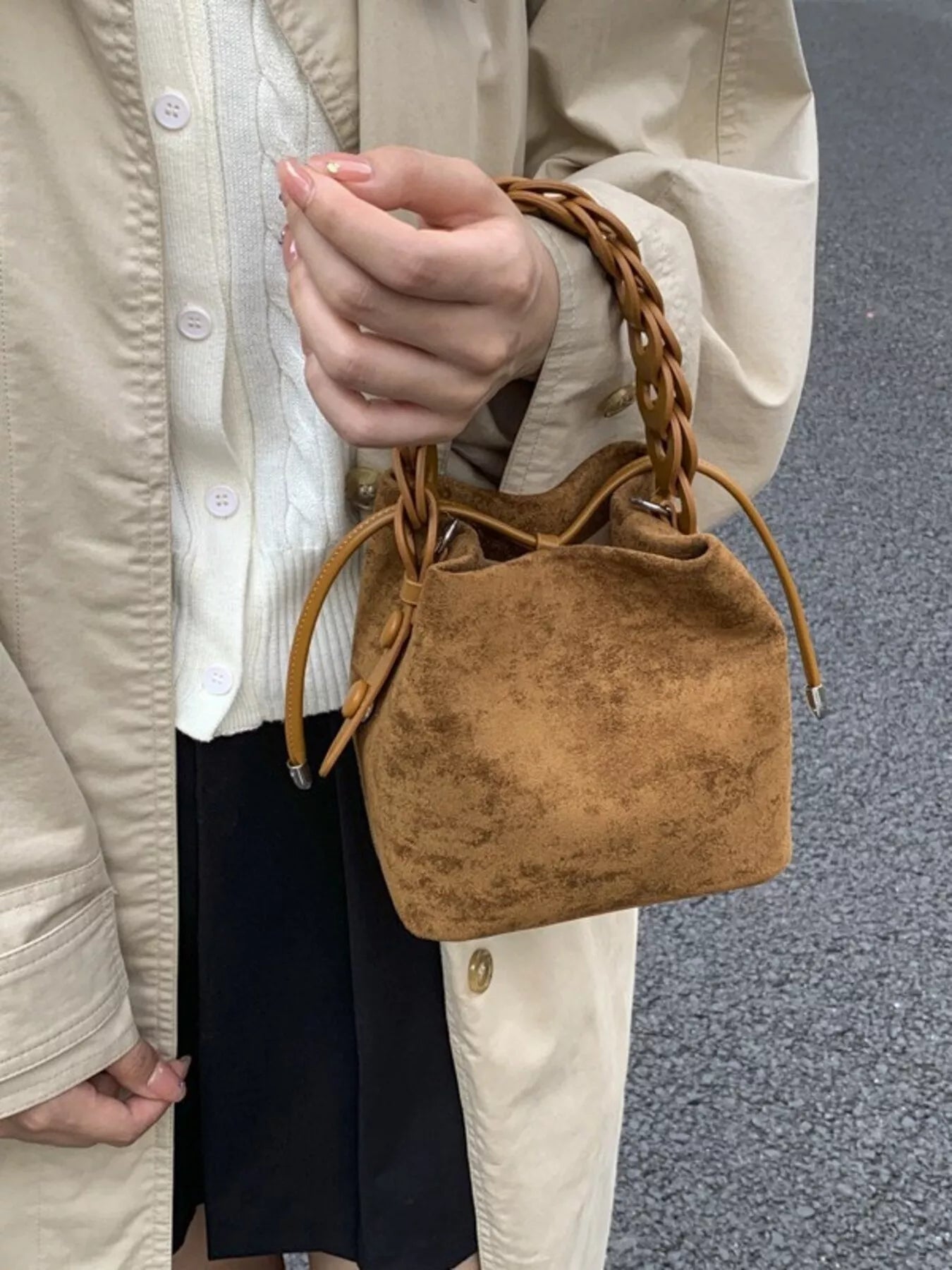 Chain Strap Crossbody Bag - MAD RUFFI