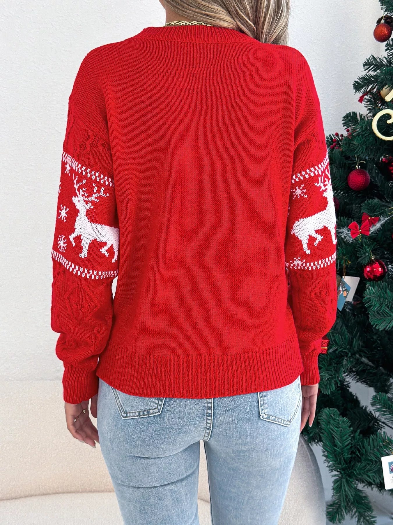 Christmas Reindeer Round Neck Sweater - MAD RUFFI