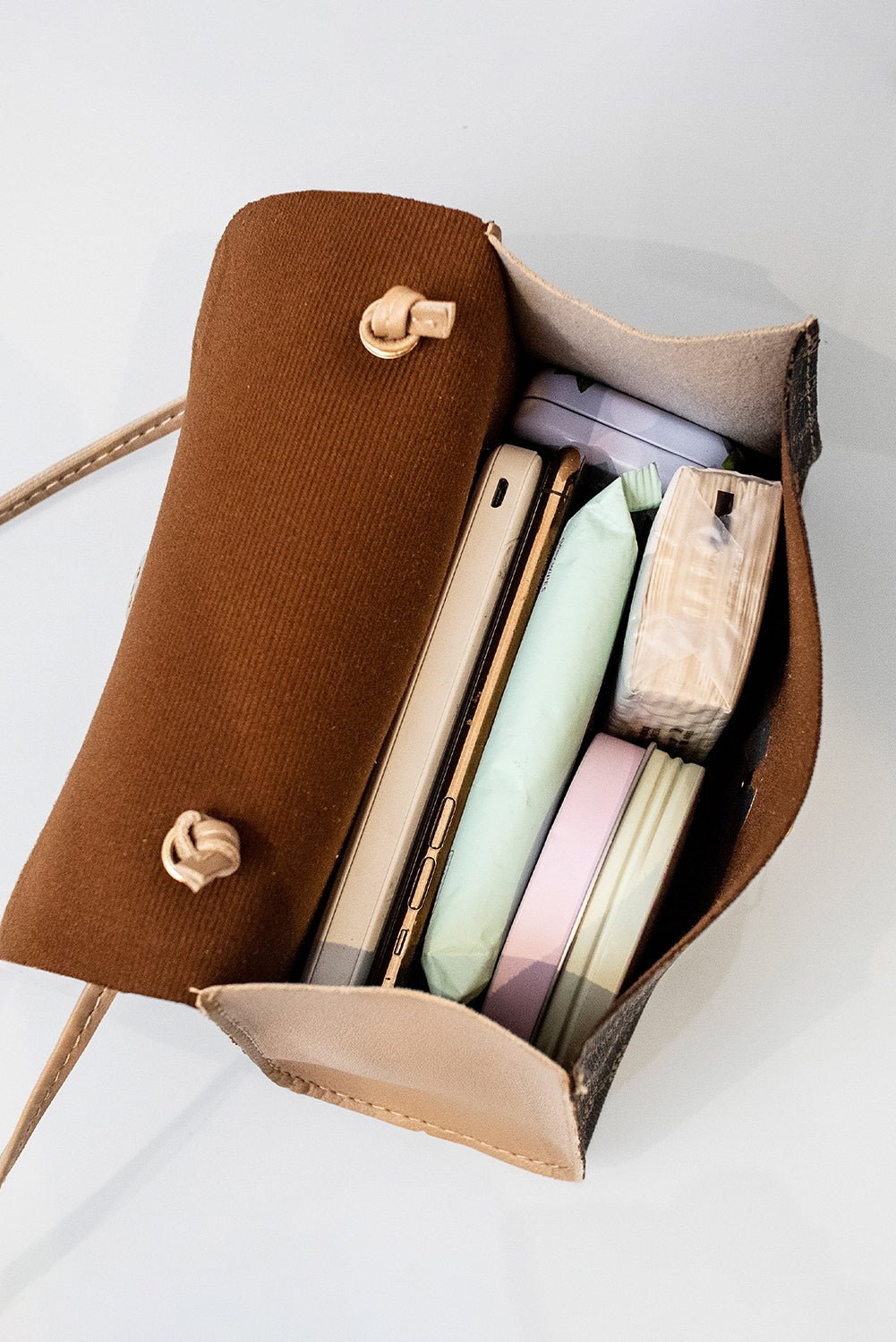 Coffee Geometric Pattern Ribbon Decor PU Leather Bag - MAD RUFFI