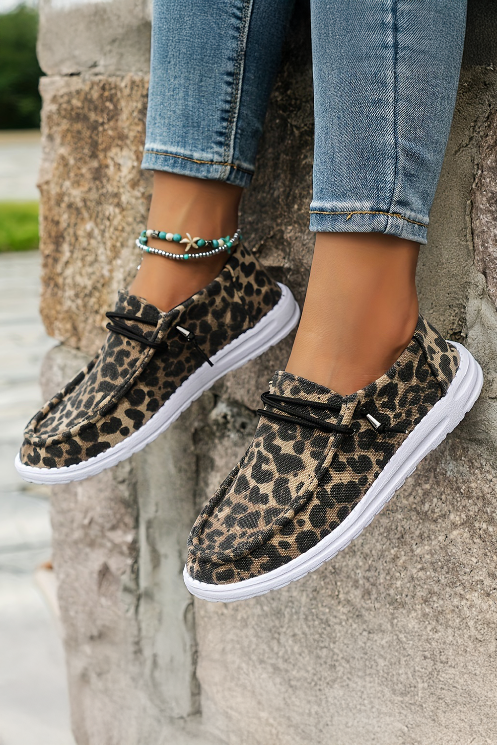 Coffee Lace-up Decor Leopard Canvas Shoes - Sneakers