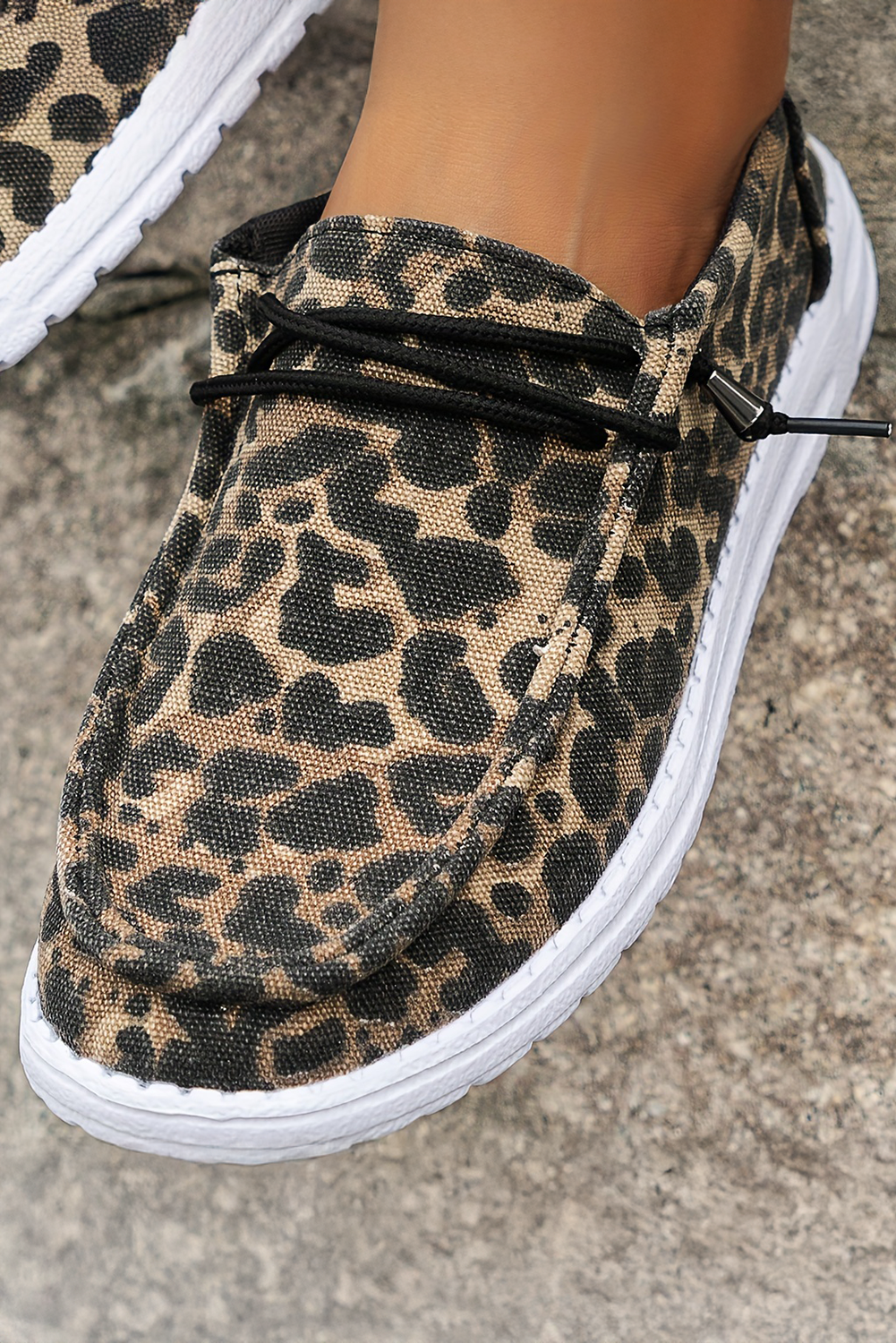 Coffee Lace-up Decor Leopard Canvas Shoes - Sneakers