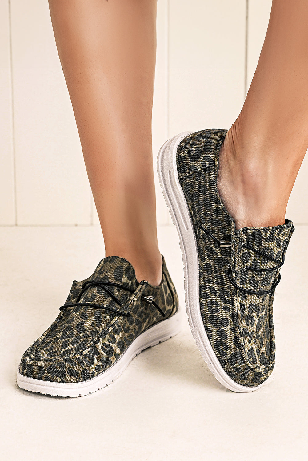 Coffee Lace-up Decor Leopard Canvas Shoes - Sneakers