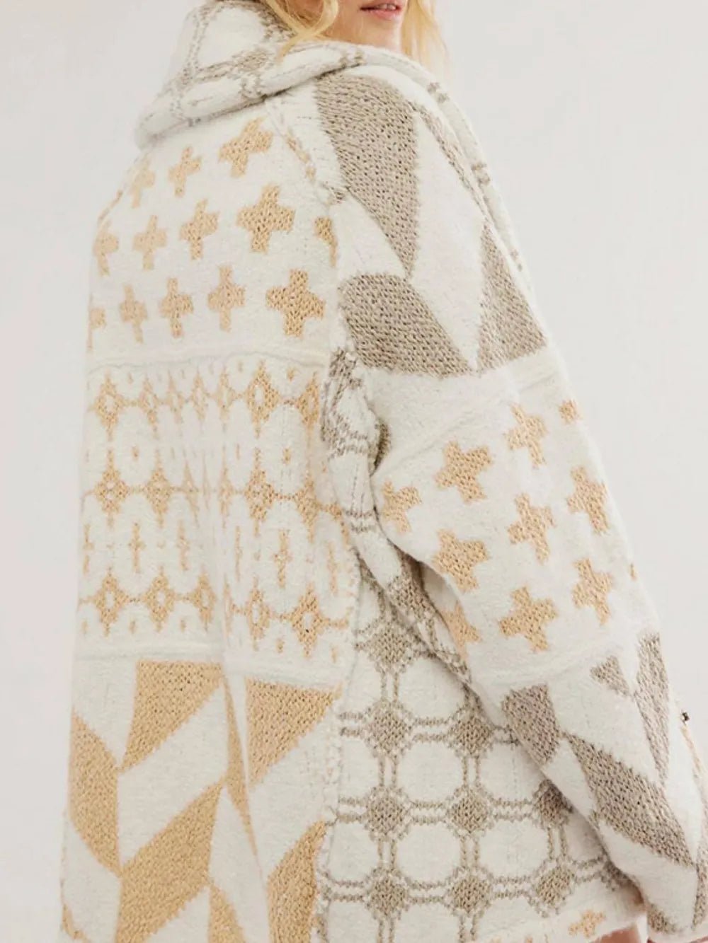 Collared Neck Long Sleeve Cardigan - MAD RUFFI