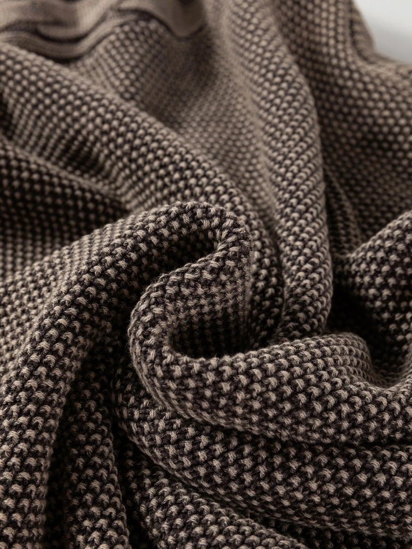 Contrast Cable Knit Sleeve Casual Sweater - MAD RUFFI