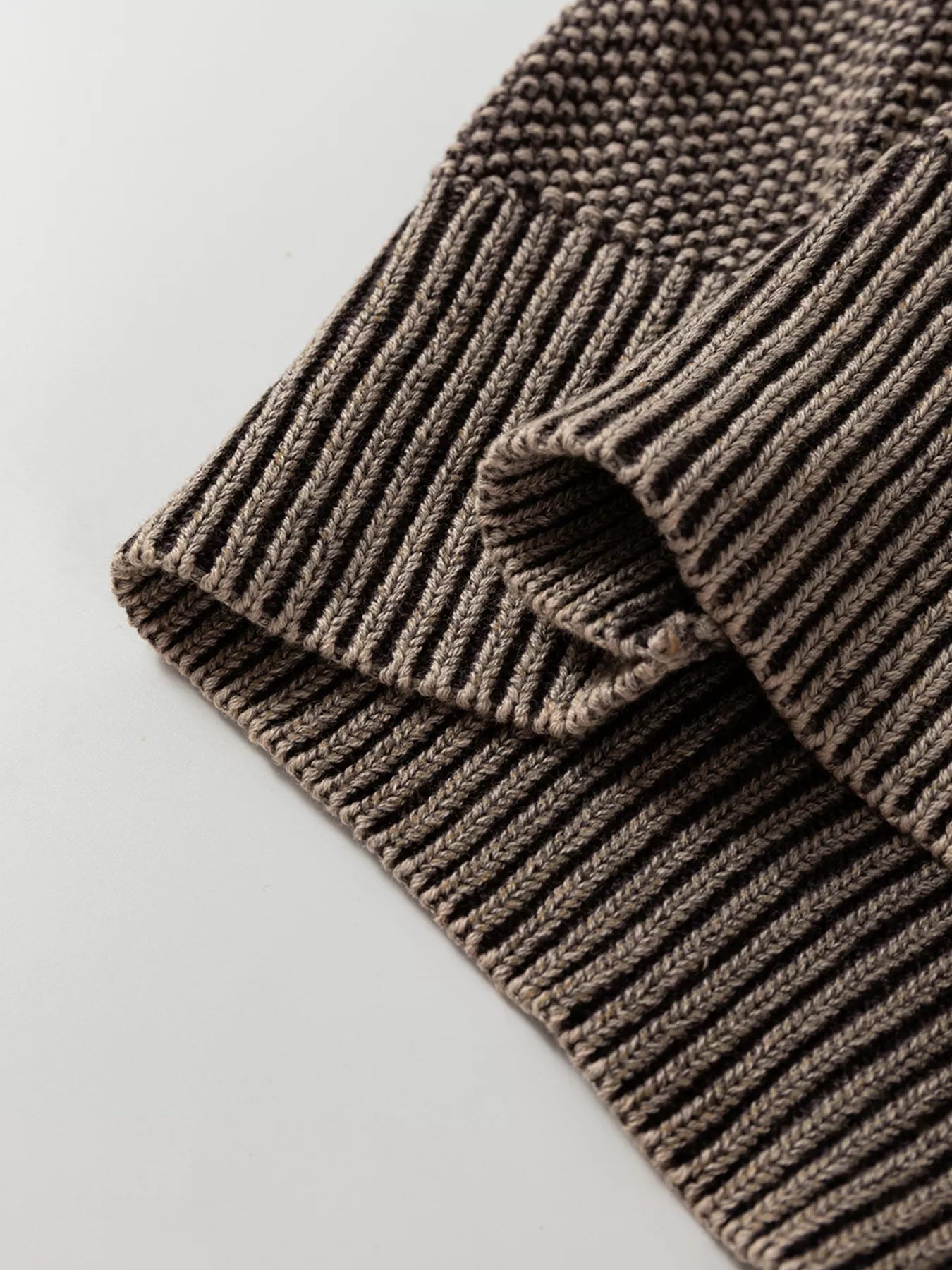 Contrast Cable Knit Sleeve Casual Sweater - MAD RUFFI