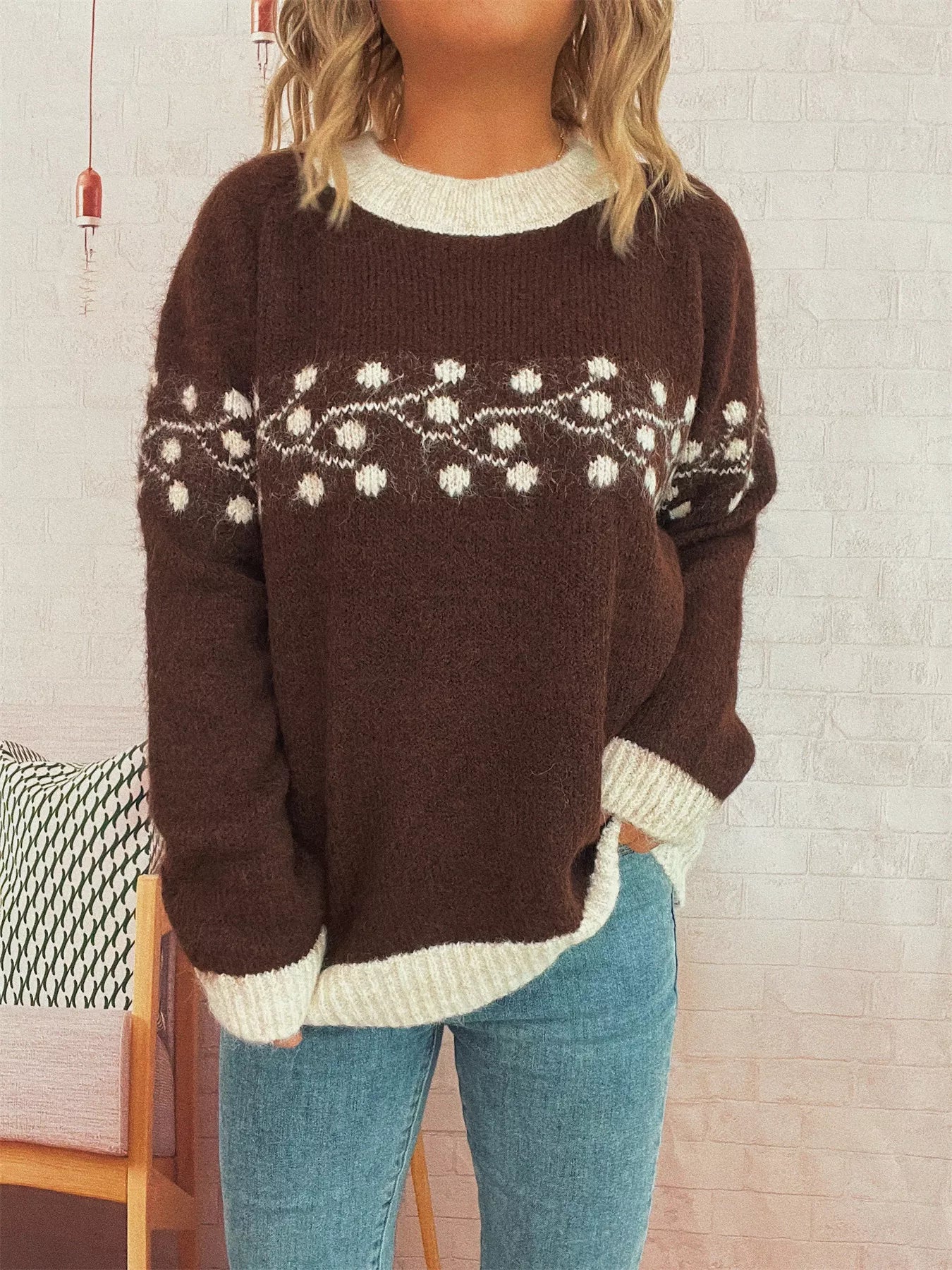 Contrast Hem Round Neck Sweater - MAD RUFFI