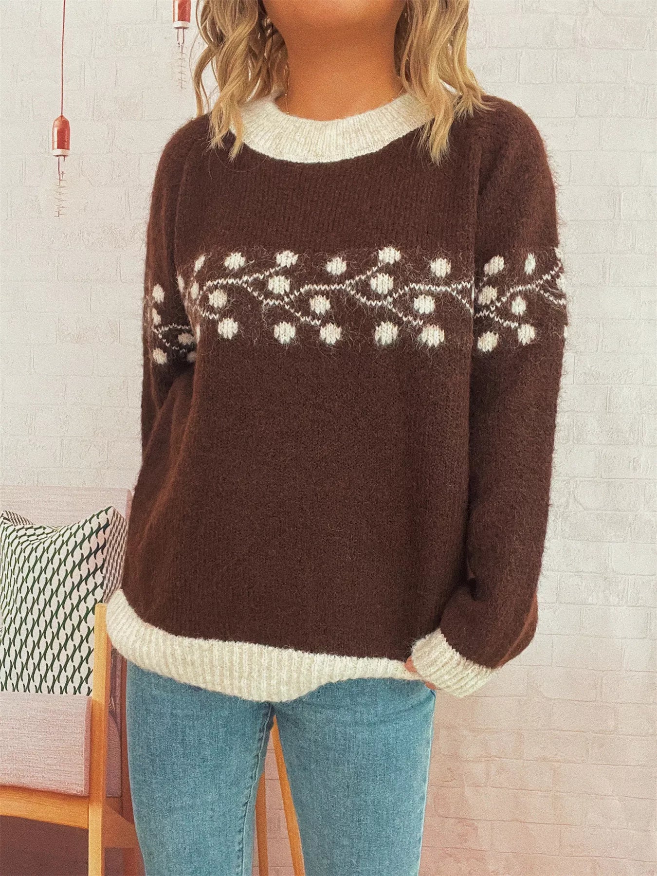 Contrast Hem Round Neck Sweater - MAD RUFFI