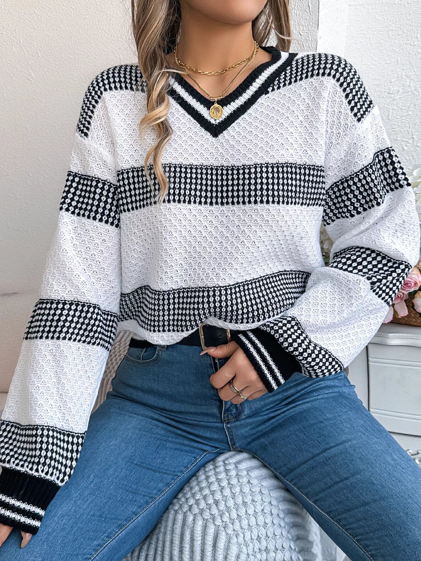 Contrast Striped V - Neck Sweater - MAD RUFFI