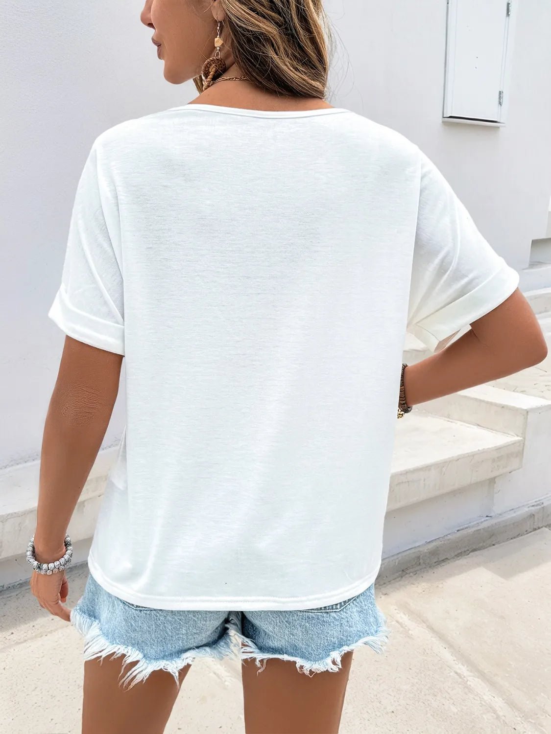 Contrast V - Neck Short Sleeve Top - MAD RUFFI