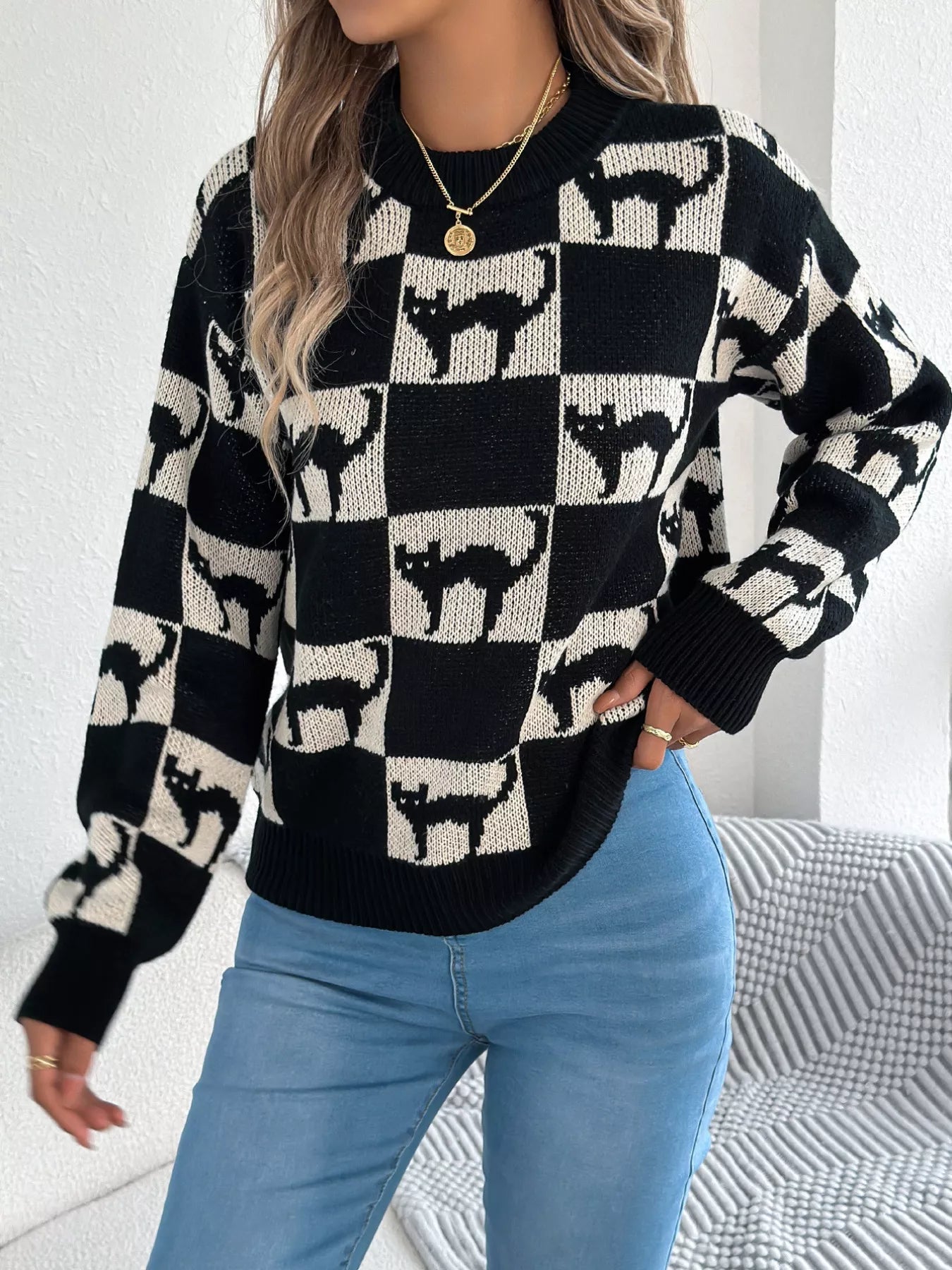 Cozy Cat Checkerboard Pattern Sweater - MAD RUFFI