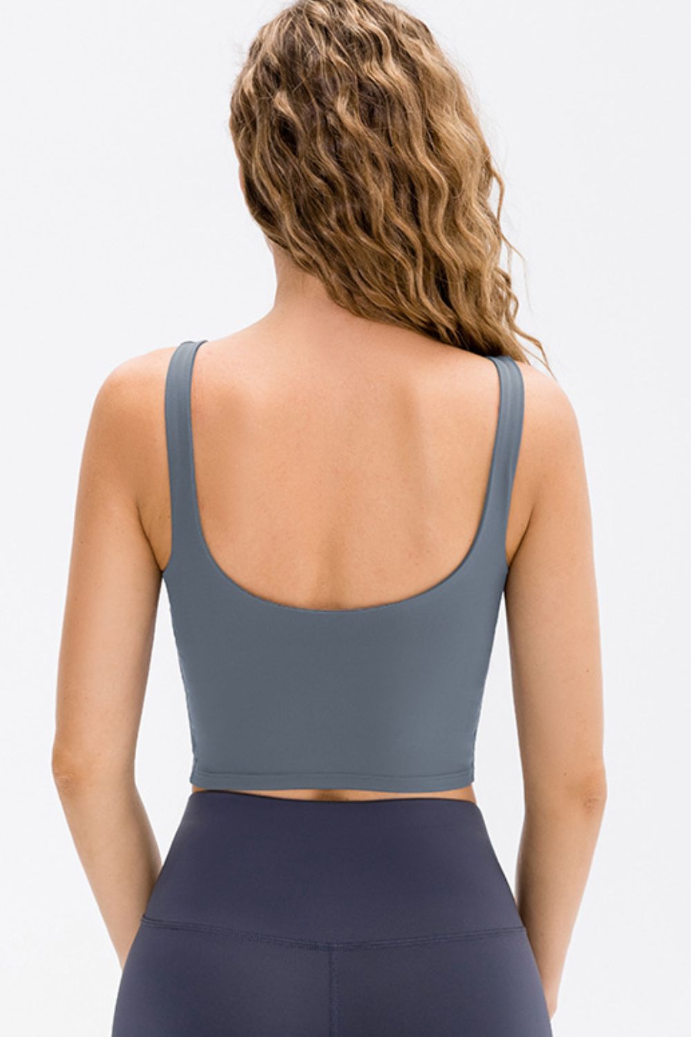 Cropped Scoop Neck Active Tank Top - MAD RUFFI