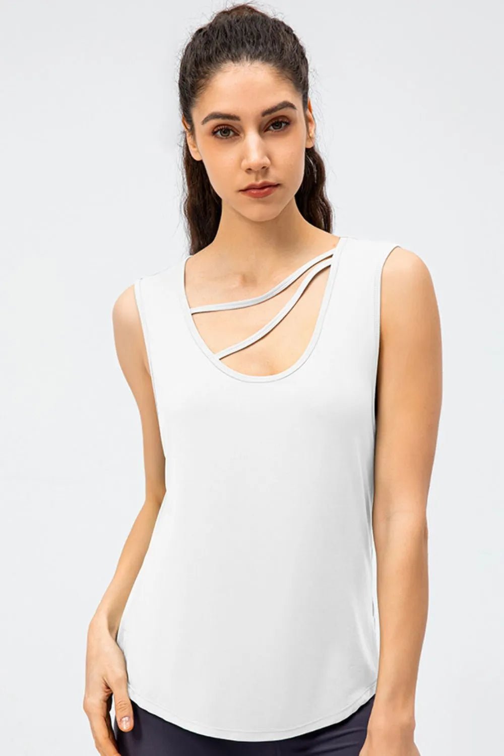 Cutout Reversible Active Tank - MAD RUFFI