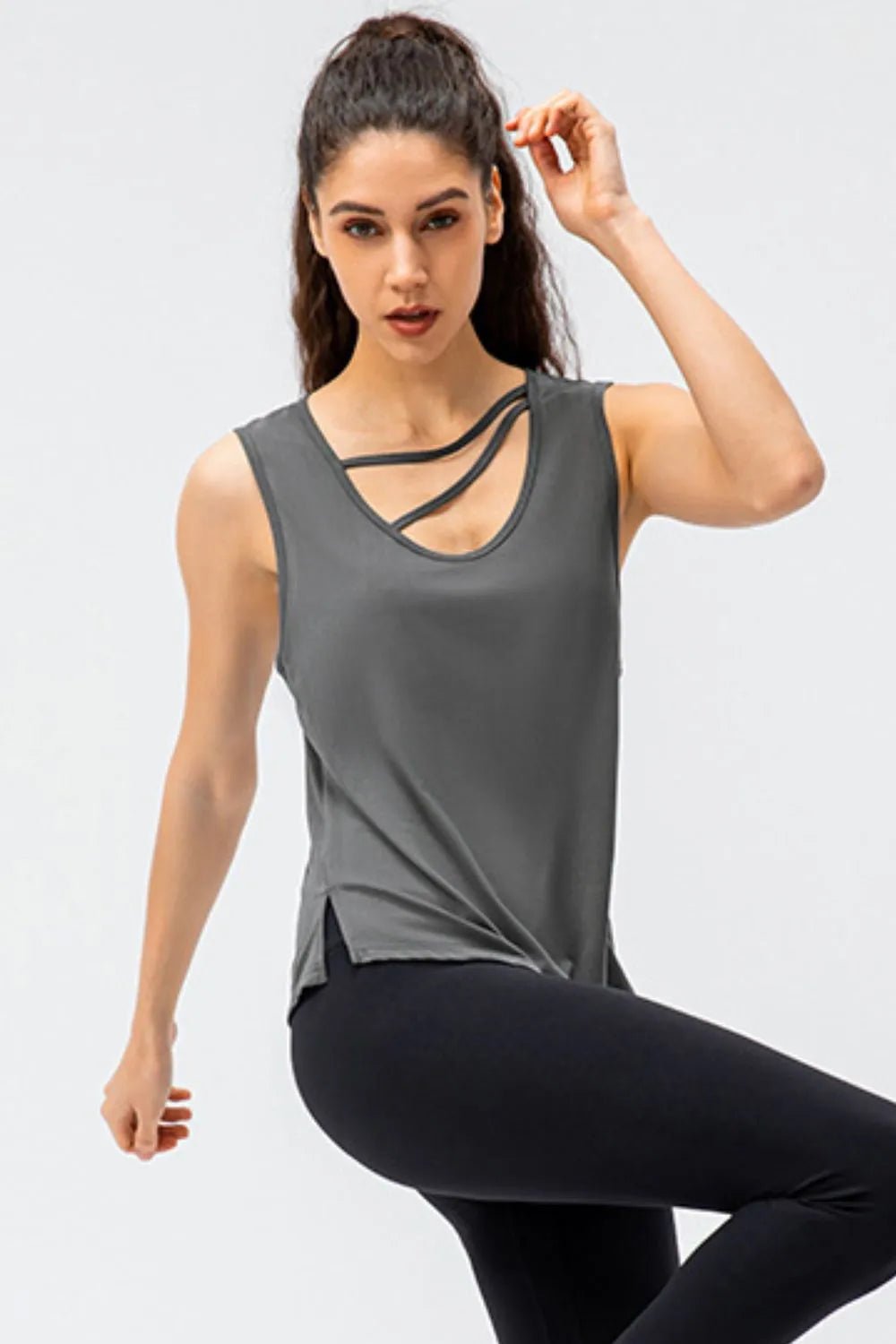 Cutout Reversible Active Tank - MAD RUFFI
