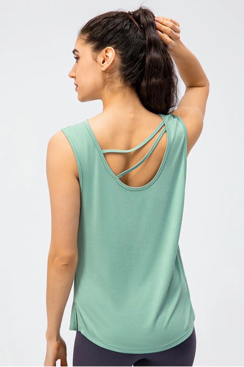 Cutout Reversible Active Tank - MAD RUFFI