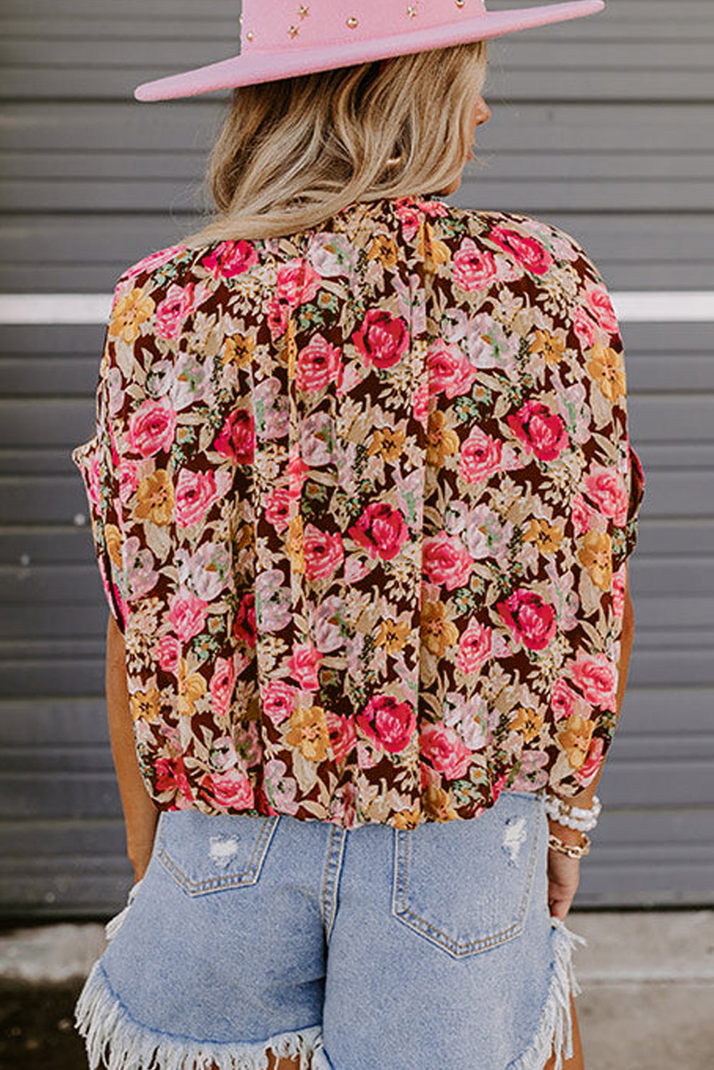 Rosa, kurzärmlige Boho-Bluse mit Blumenmuster